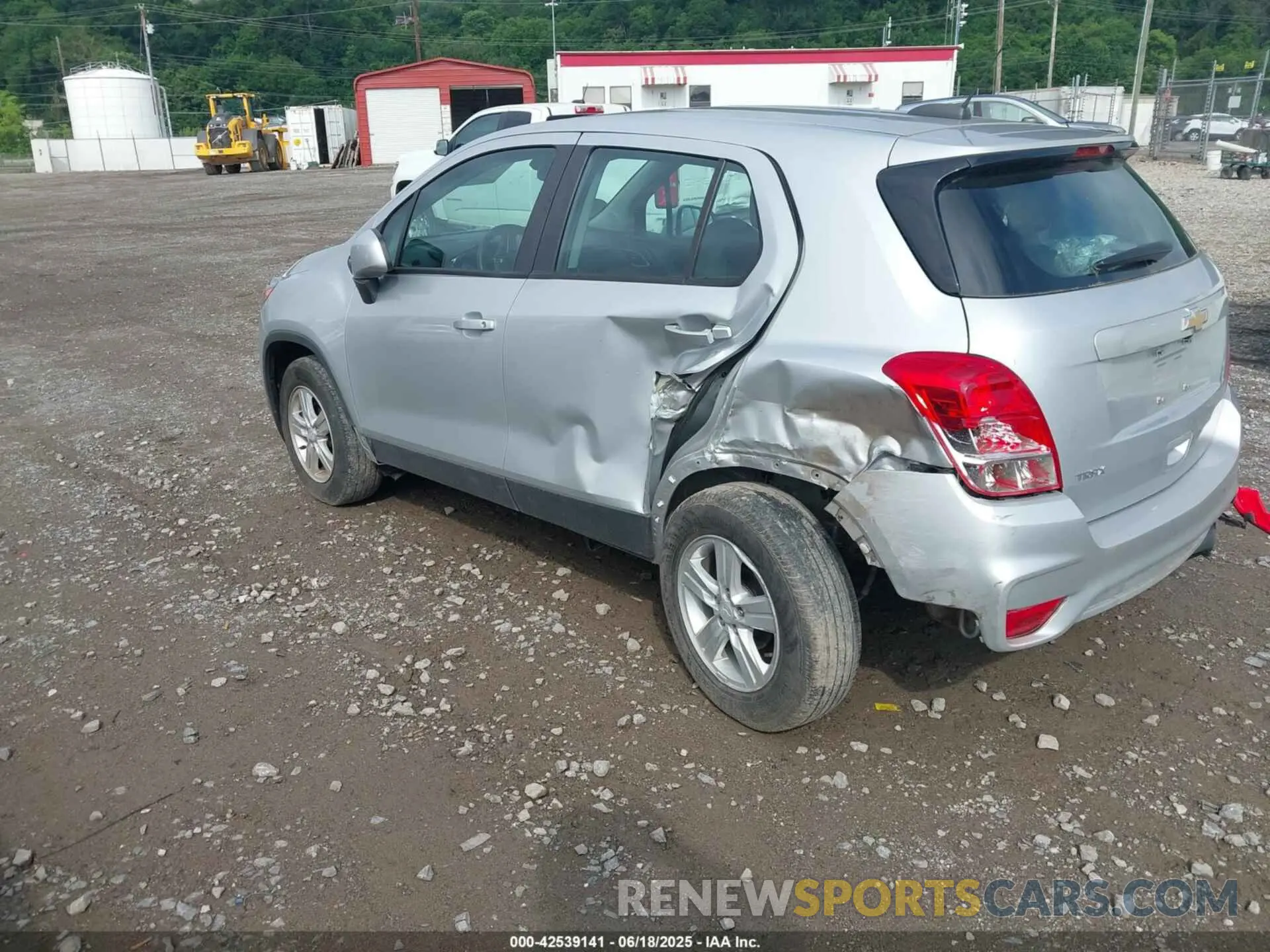 3 fotografías del automóvil dañado 3GNCJKSBXKL367103 CHEVROLET TRAX 2019