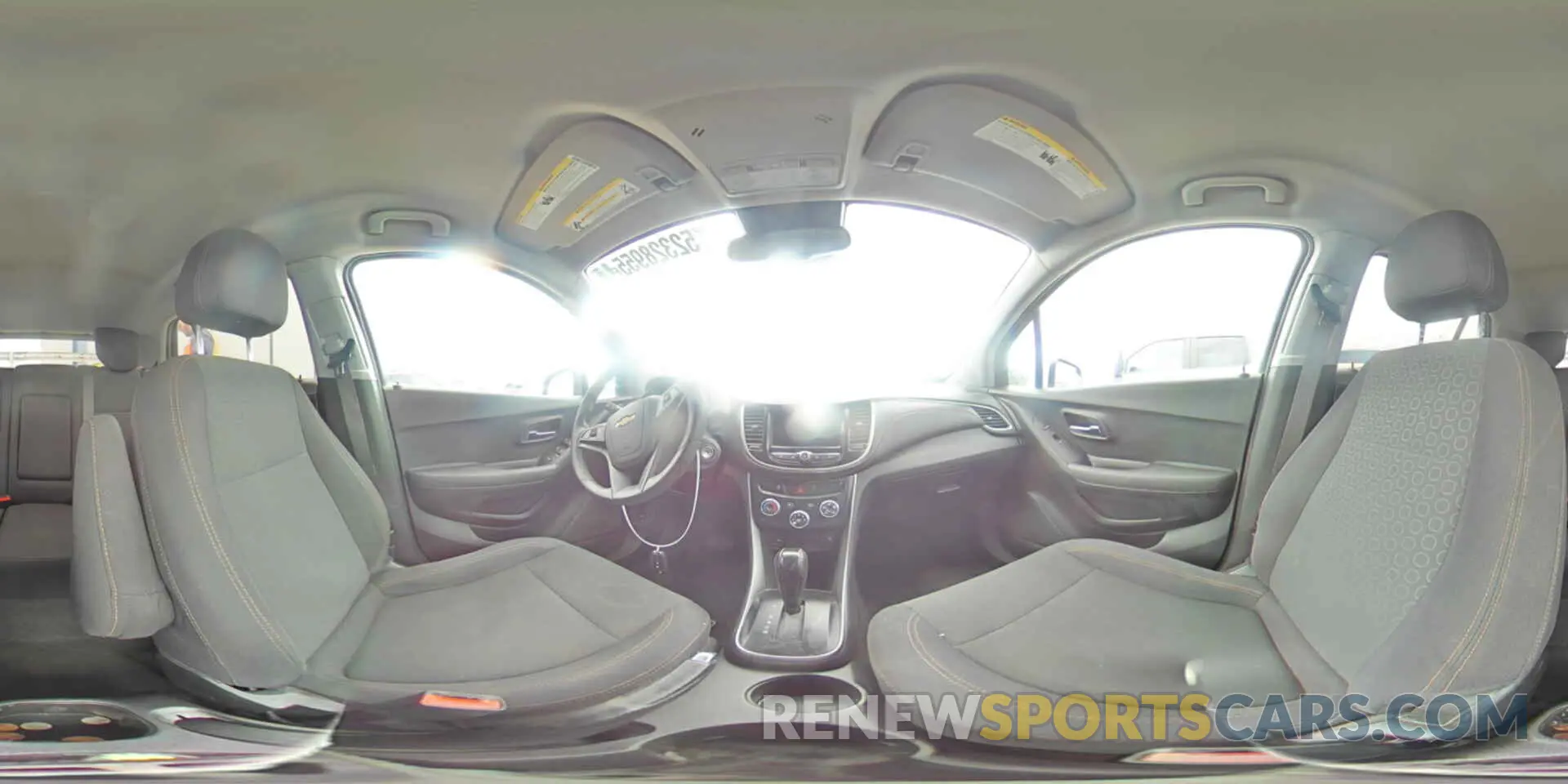 15 fotografías del automóvil dañado 3GNCJKSBXKL401461 CHEVROLET TRAX 2019