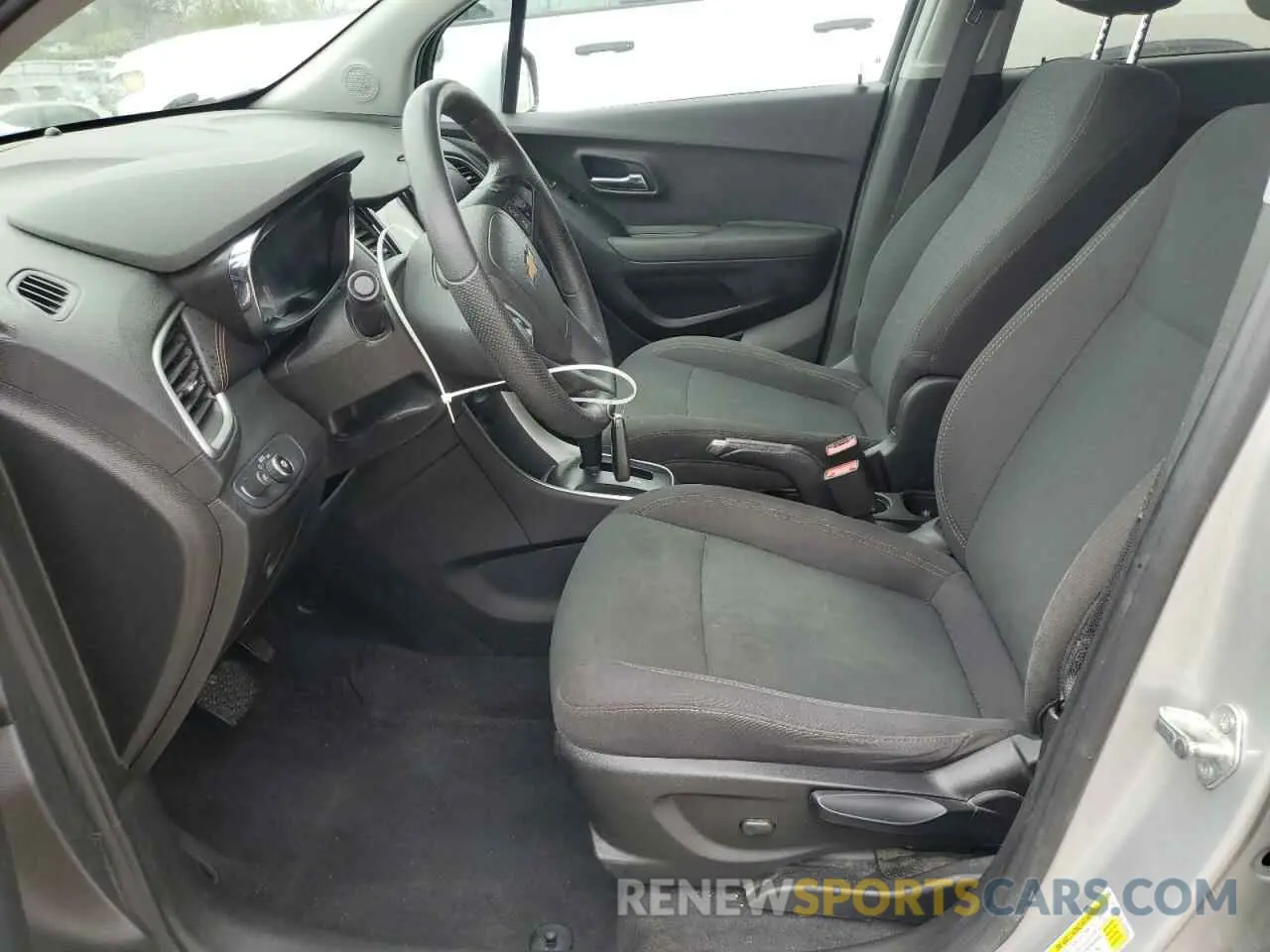 7 fotografías del automóvil dañado 3GNCJKSBXKL401461 CHEVROLET TRAX 2019