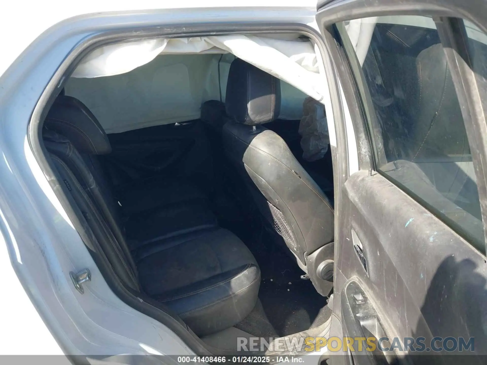 8 fotografías del automóvil dañado 3GNCJLSB0KL150987 CHEVROLET TRAX 2019