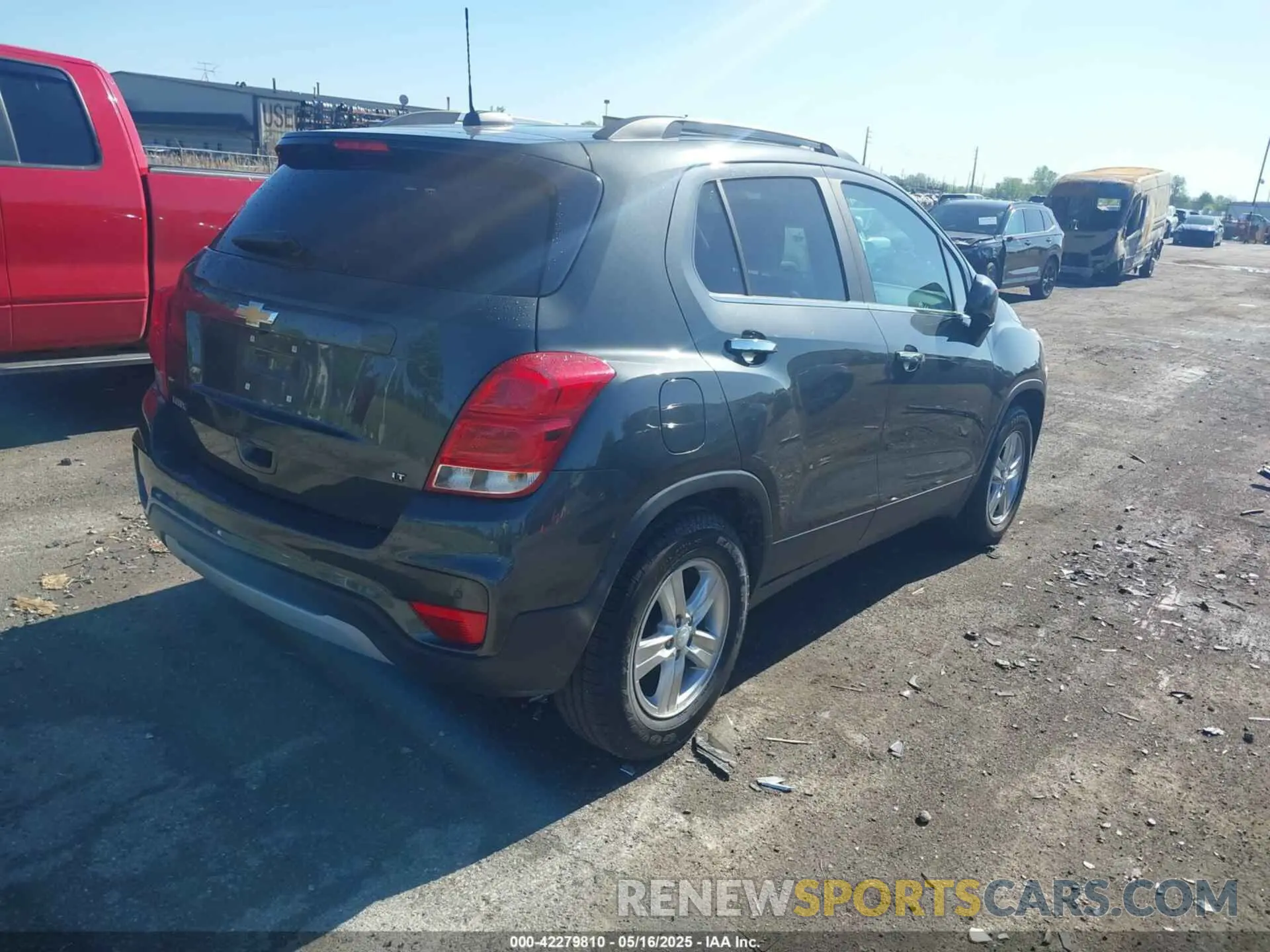 4 fotografías del automóvil dañado 3GNCJLSB0KL326209 CHEVROLET TRAX 2019