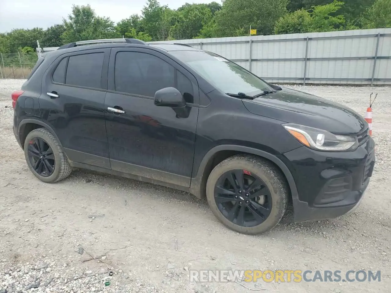 4 fotografías del automóvil dañado 3GNCJLSB1KL206242 CHEVROLET TRAX 2019