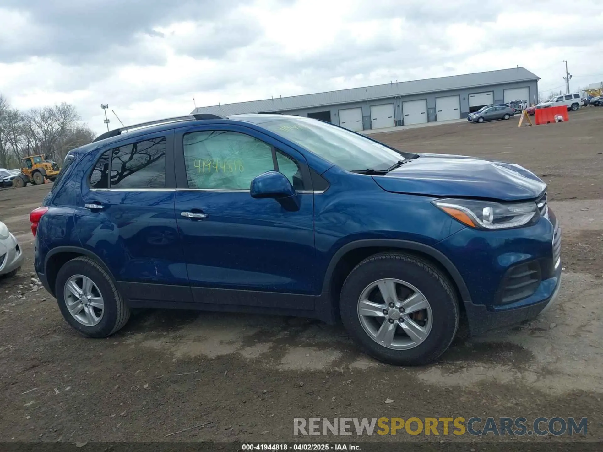 13 fotografías del automóvil dañado 3GNCJLSB1KL281331 CHEVROLET TRAX 2019