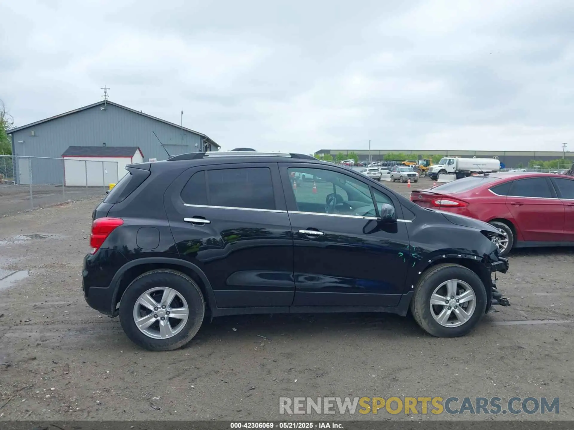 14 fotografías del automóvil dañado 3GNCJLSB2KL212115 CHEVROLET TRAX 2019