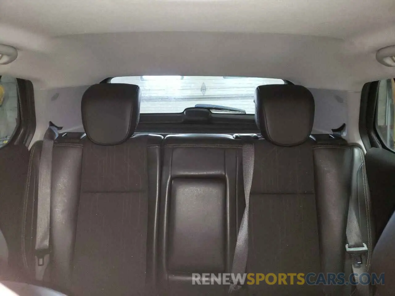 10 fotografías del automóvil dañado 3GNCJLSB2KL370907 CHEVROLET TRAX 2019