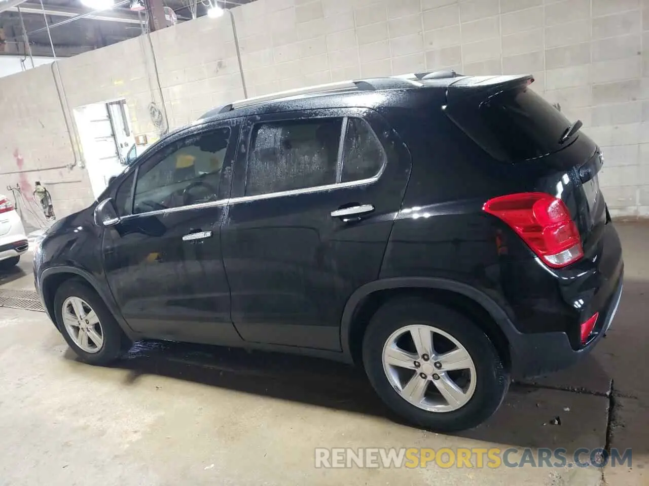 2 fotografías del automóvil dañado 3GNCJLSB2KL370907 CHEVROLET TRAX 2019
