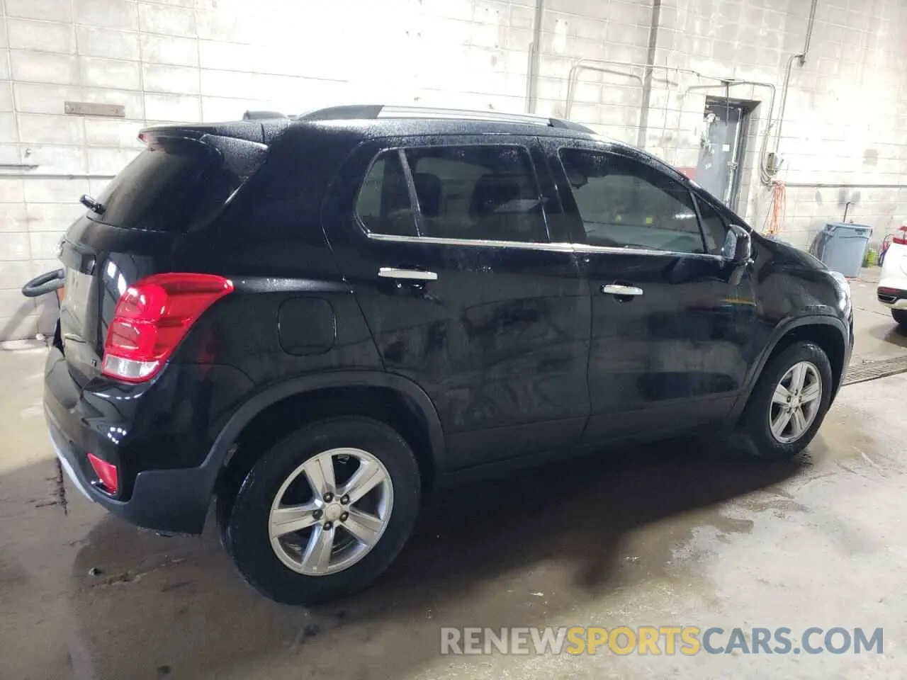 3 fotografías del automóvil dañado 3GNCJLSB2KL370907 CHEVROLET TRAX 2019