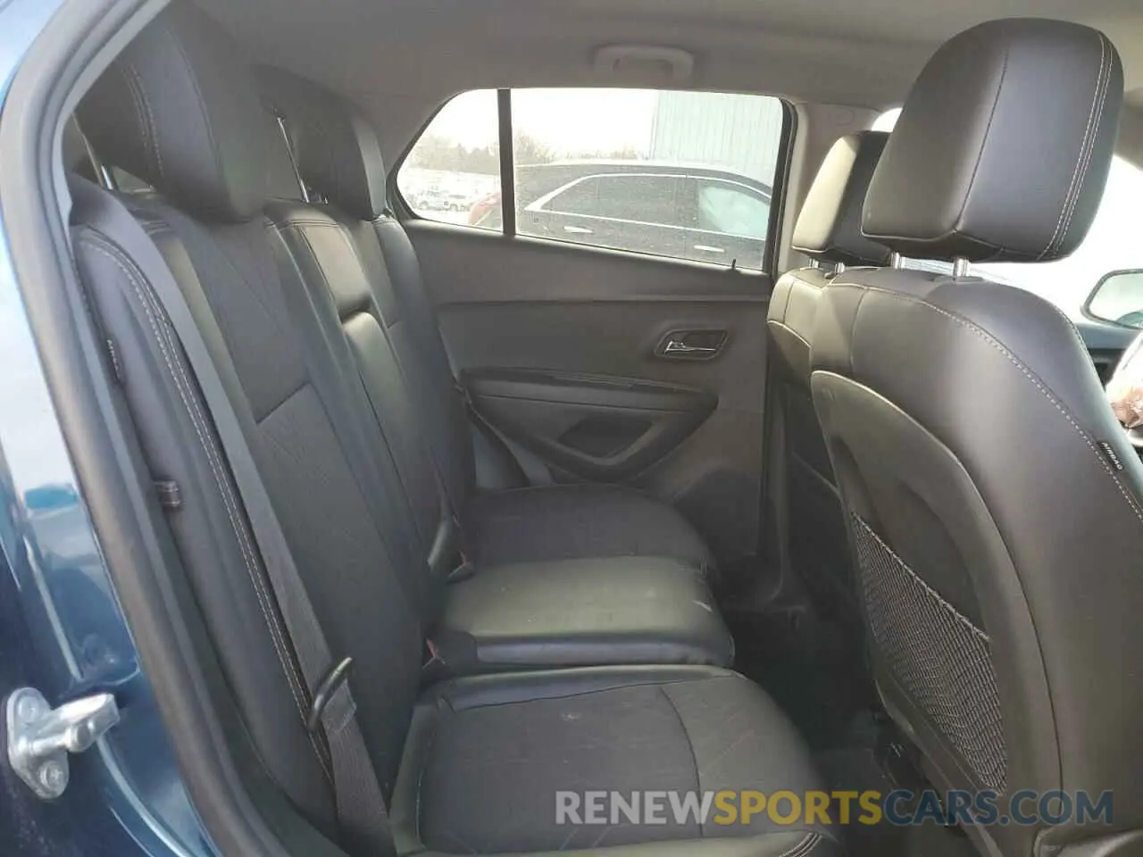 12 fotografías del automóvil dañado 3GNCJLSB2KL390560 CHEVROLET TRAX 2019