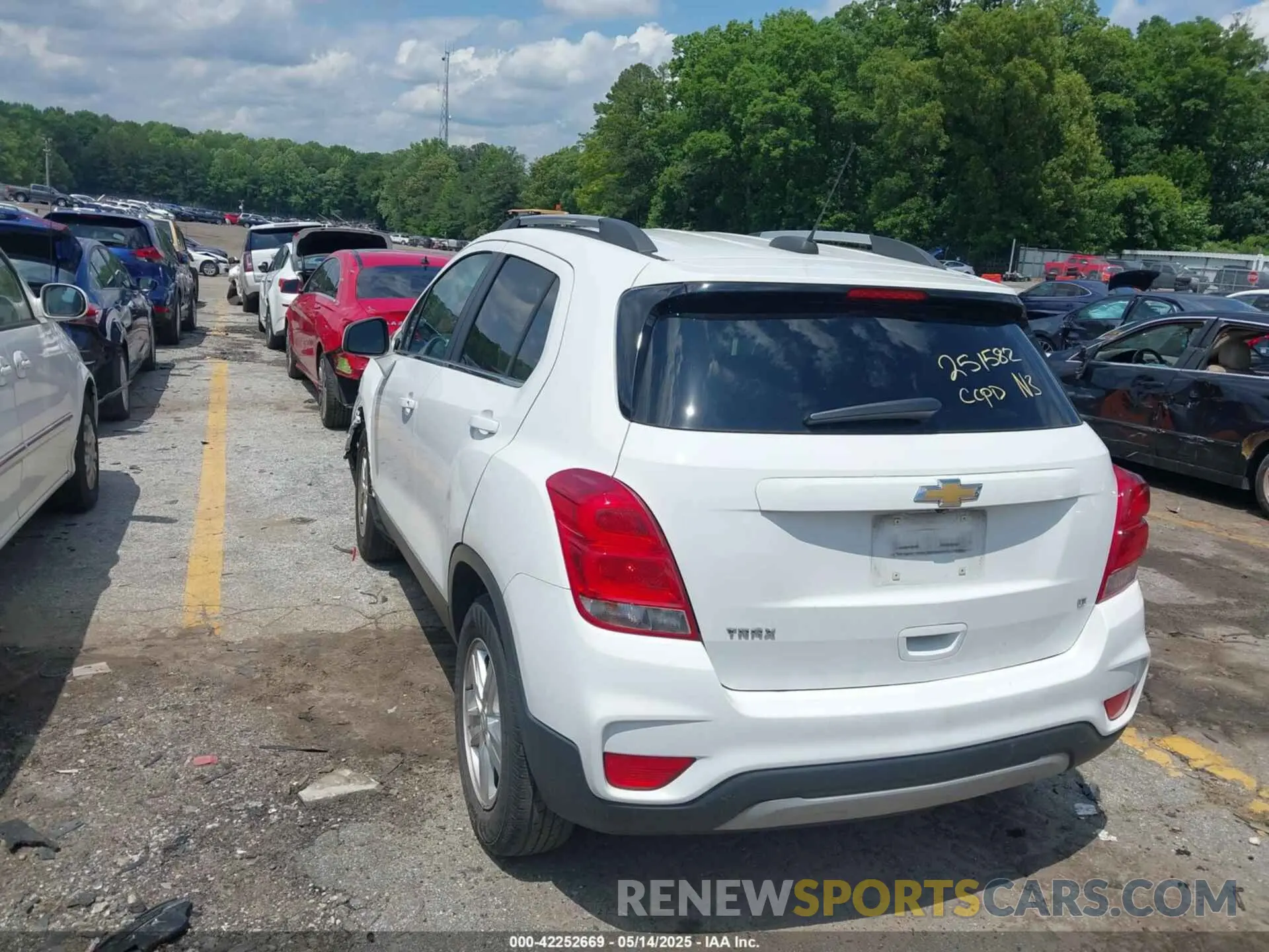 3 fotografías del automóvil dañado 3GNCJLSB3KL309534 CHEVROLET TRAX 2019