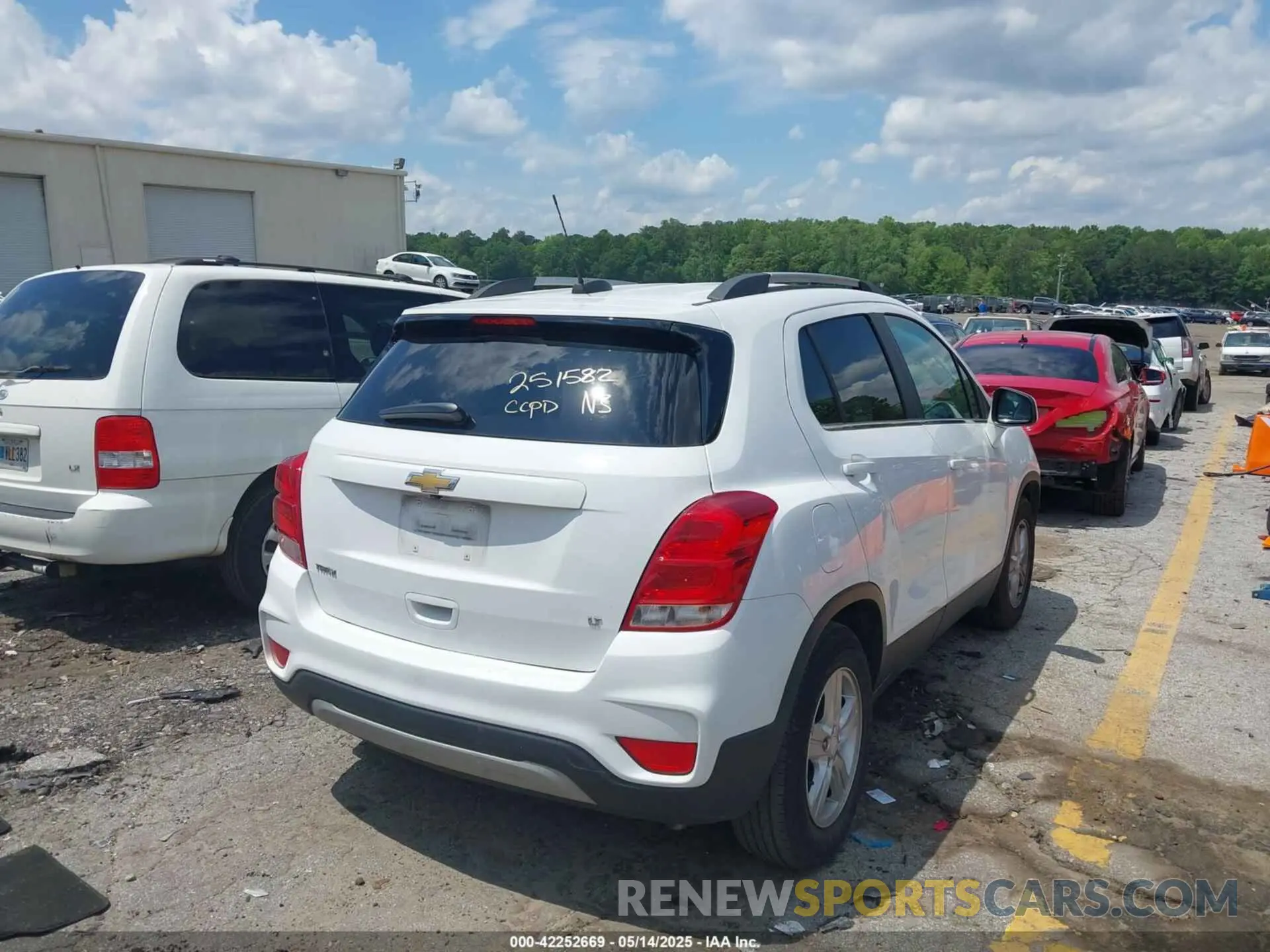 4 fotografías del automóvil dañado 3GNCJLSB3KL309534 CHEVROLET TRAX 2019