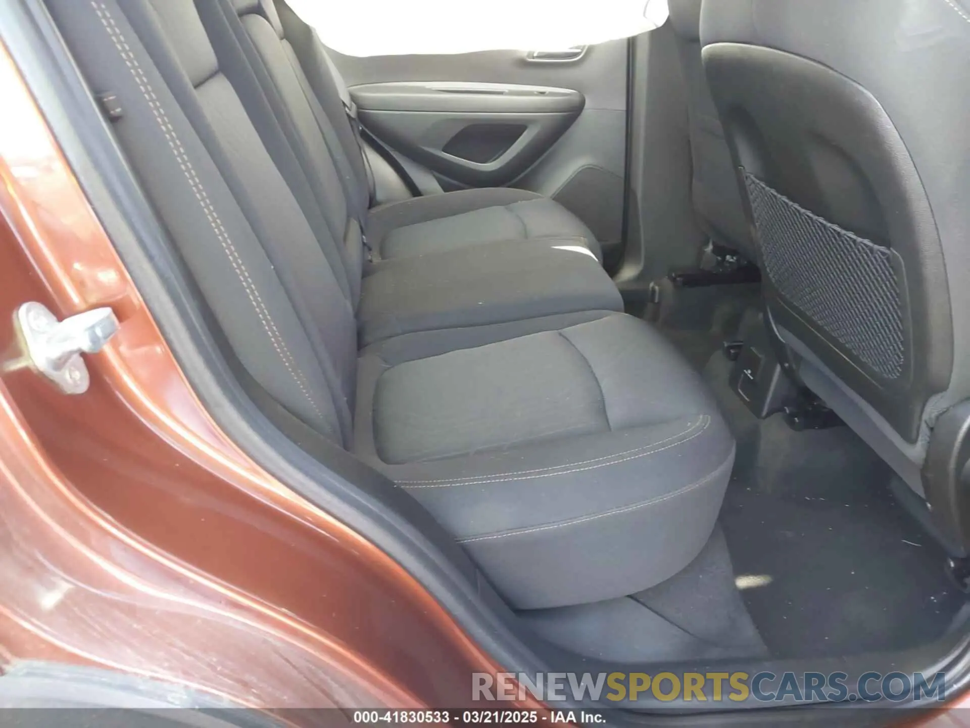 8 fotografías del automóvil dañado 3GNCJLSB3KL313776 CHEVROLET TRAX 2019