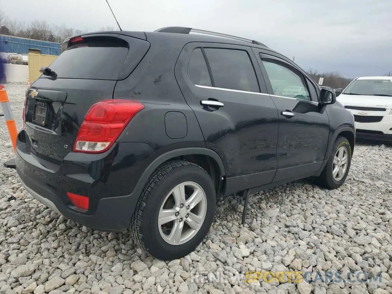 3 fotografías del automóvil dañado 3GNCJLSB3KL326401 CHEVROLET TRAX 2019