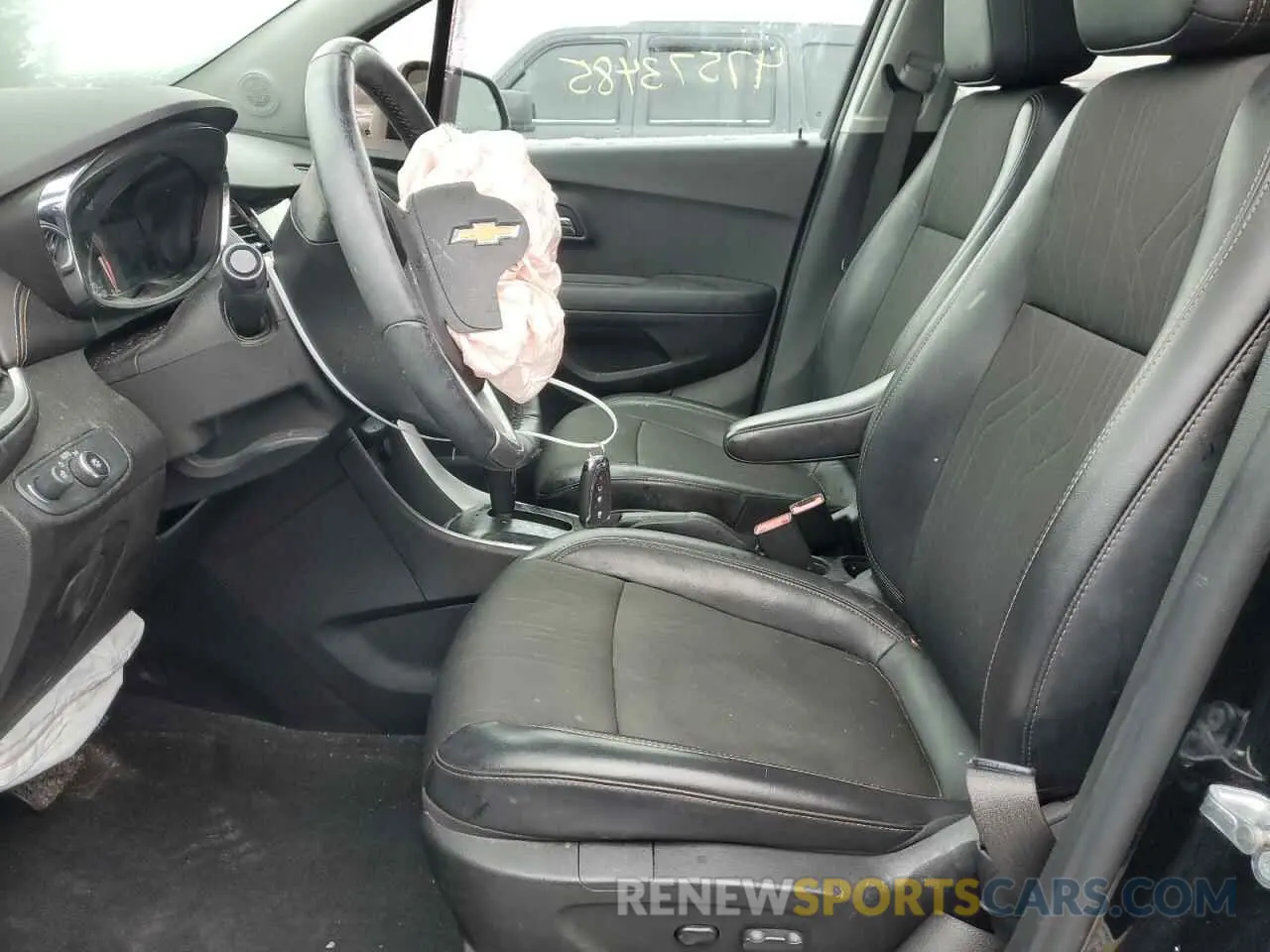 7 fotografías del automóvil dañado 3GNCJLSB3KL326401 CHEVROLET TRAX 2019