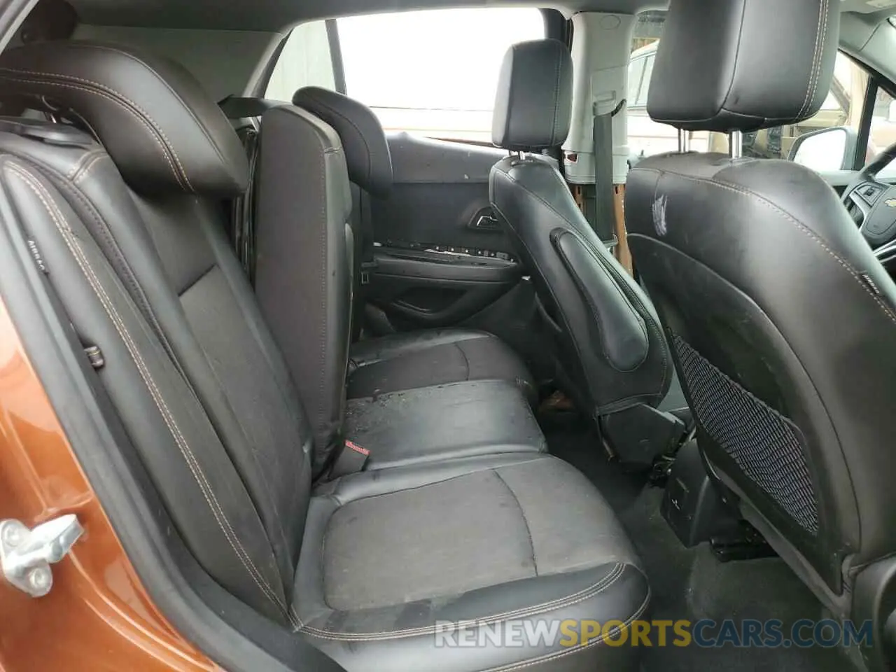 11 fotografías del automóvil dañado 3GNCJLSB4KL323586 CHEVROLET TRAX 2019