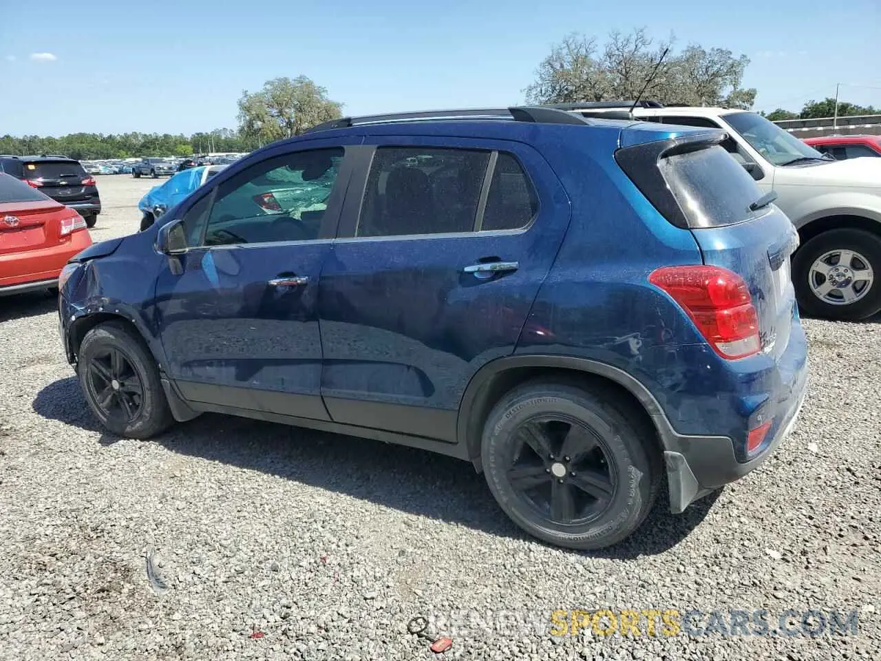 2 fotografías del automóvil dañado 3GNCJLSB4KL346169 CHEVROLET TRAX 2019