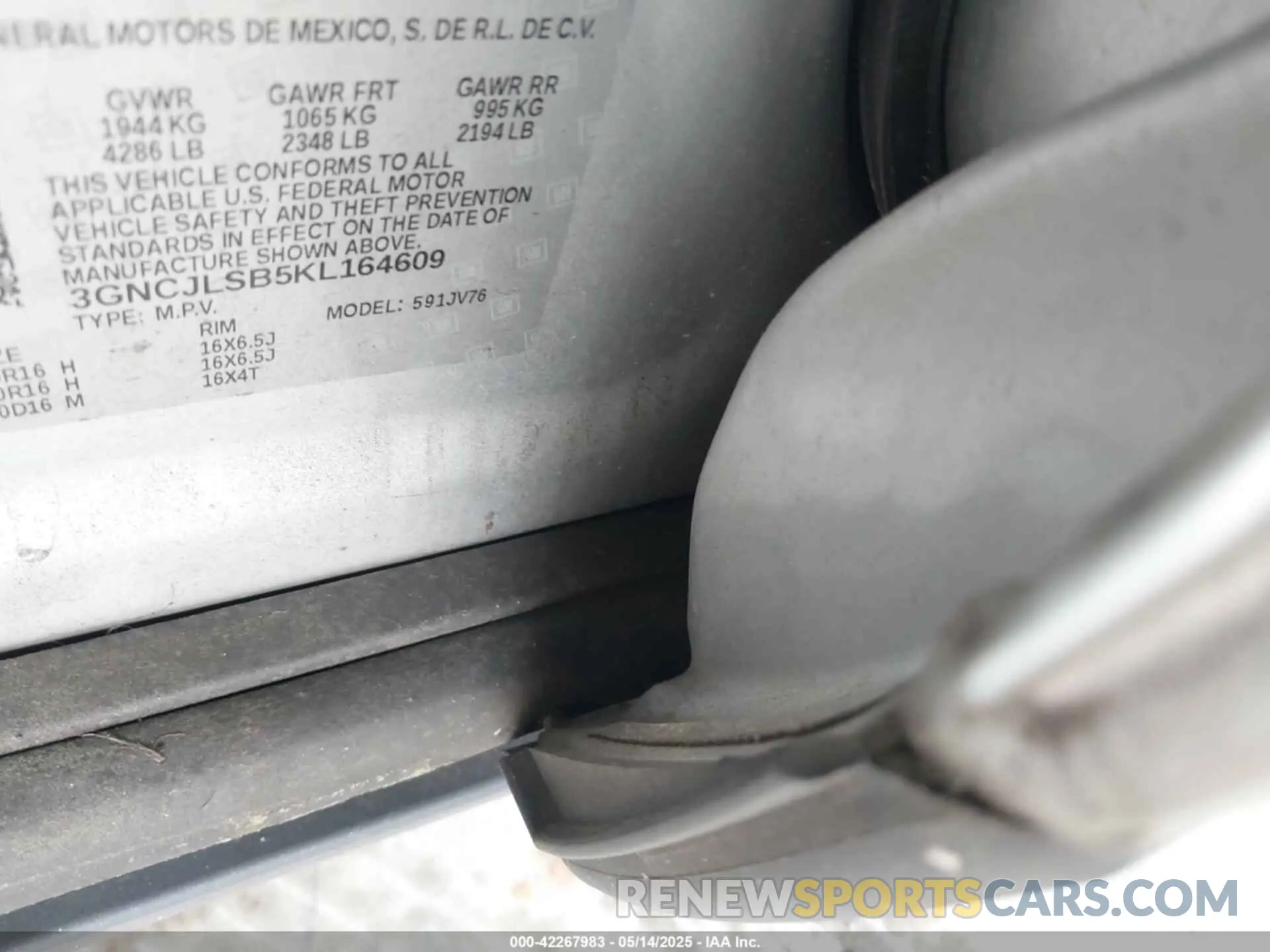 9 fotografías del automóvil dañado 3GNCJLSB5KL164609 CHEVROLET TRAX 2019
