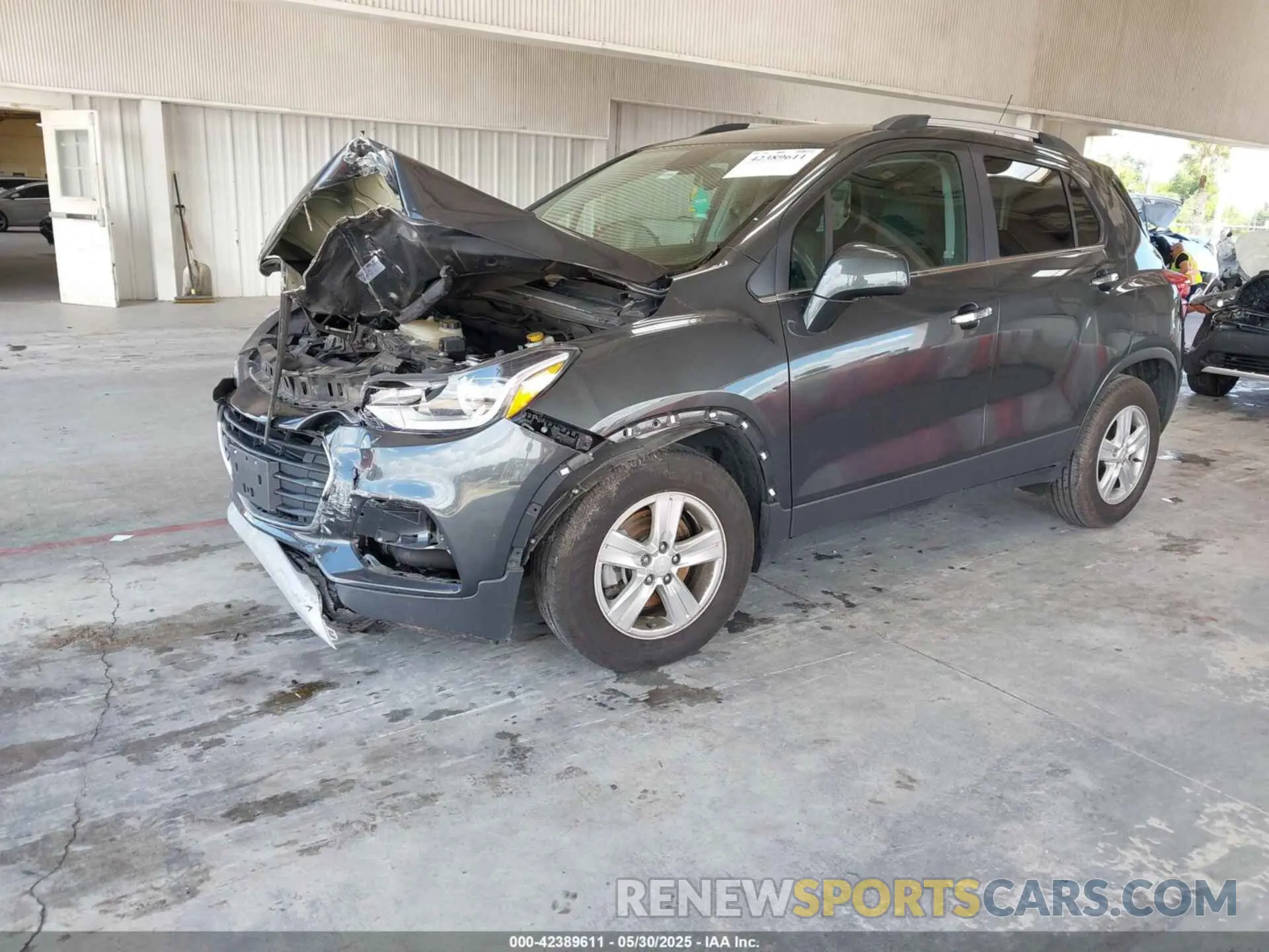 2 fotografías del automóvil dañado 3GNCJLSB6KL139797 CHEVROLET TRAX 2019