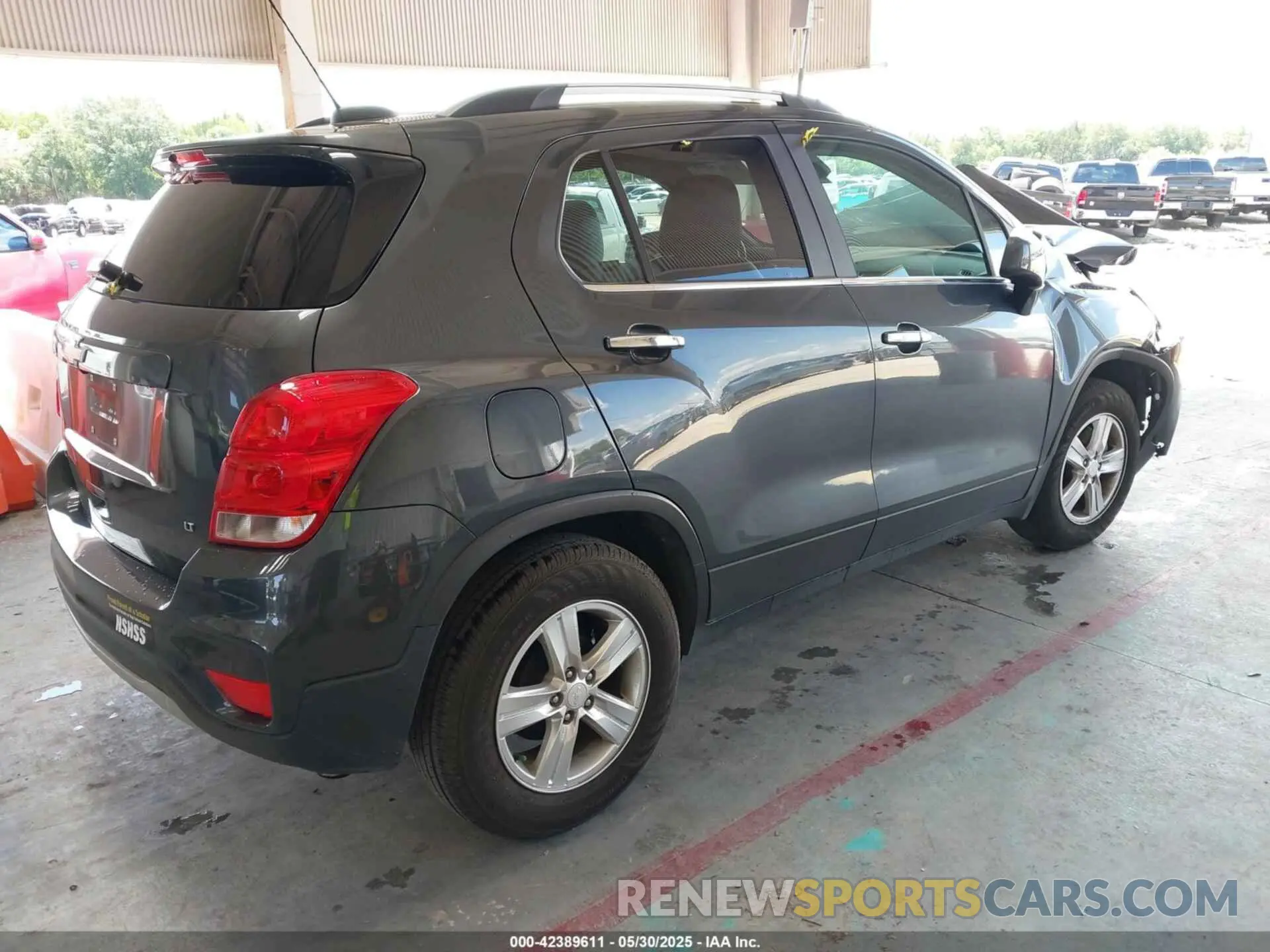 4 fotografías del automóvil dañado 3GNCJLSB6KL139797 CHEVROLET TRAX 2019