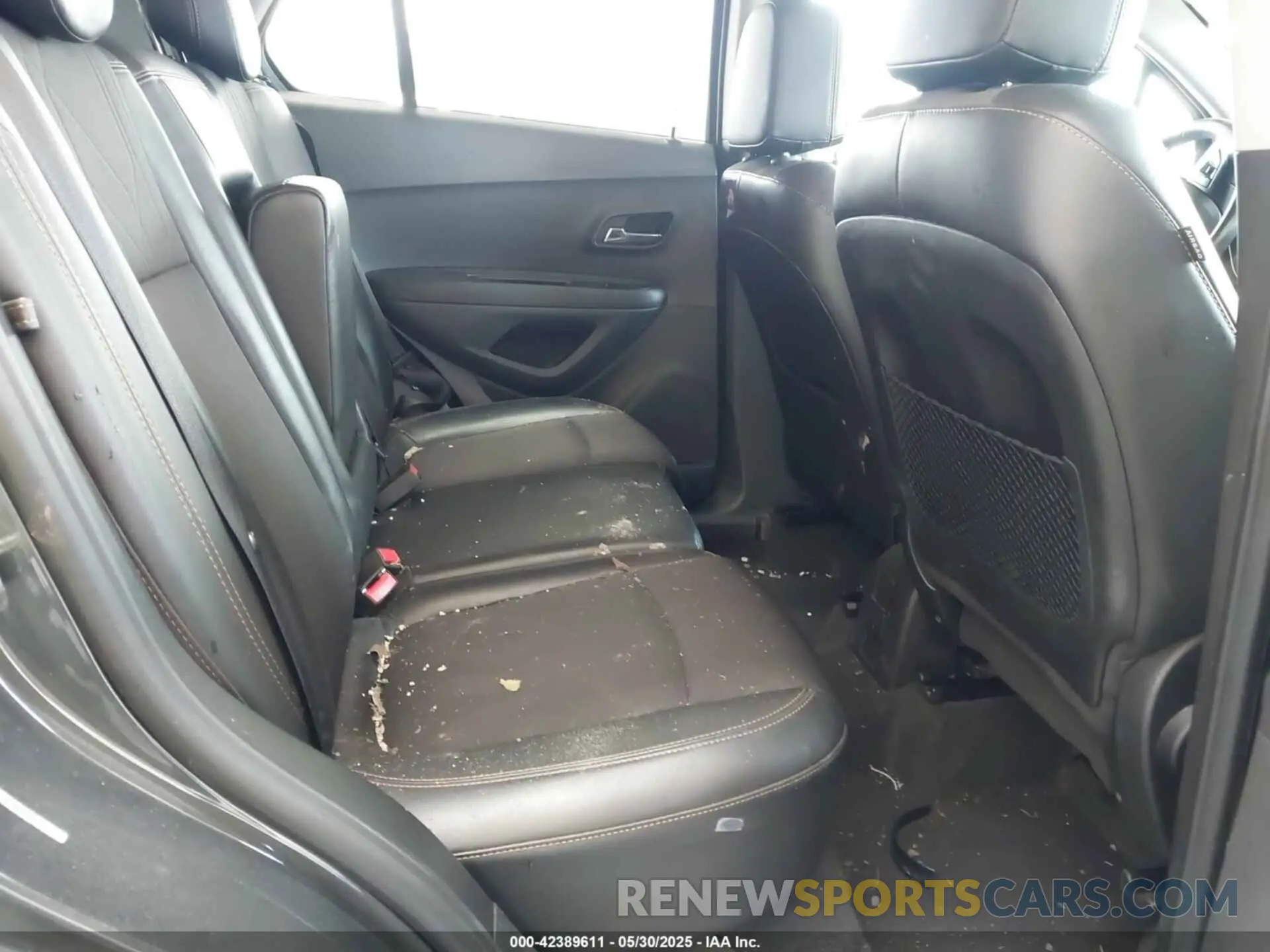 8 fotografías del automóvil dañado 3GNCJLSB6KL139797 CHEVROLET TRAX 2019