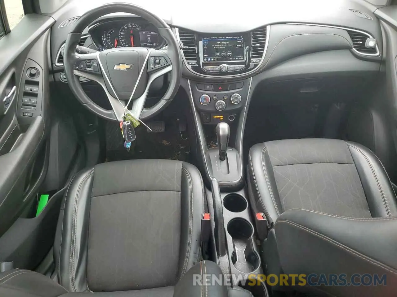 8 fotografías del automóvil dañado 3GNCJLSB6KL313481 CHEVROLET TRAX 2019