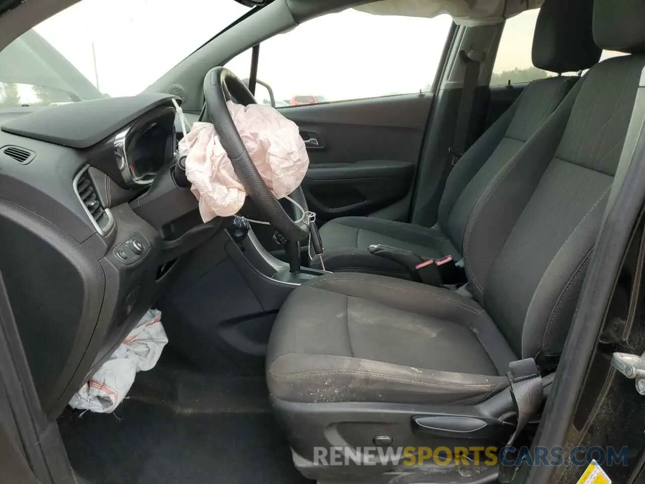 7 fotografías del automóvil dañado 3GNCJLSB6KL337392 CHEVROLET TRAX 2019