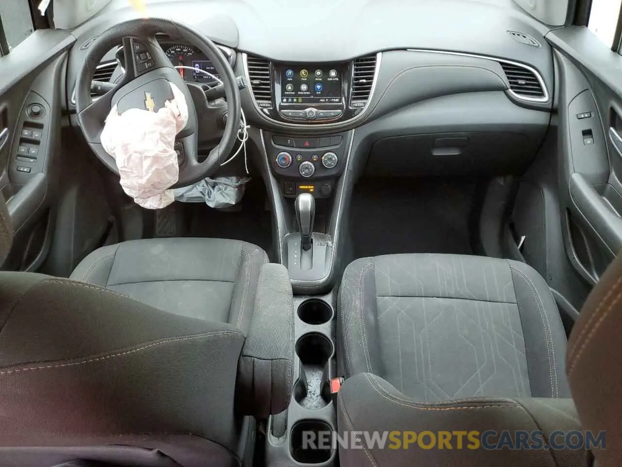 8 fotografías del automóvil dañado 3GNCJLSB6KL337392 CHEVROLET TRAX 2019