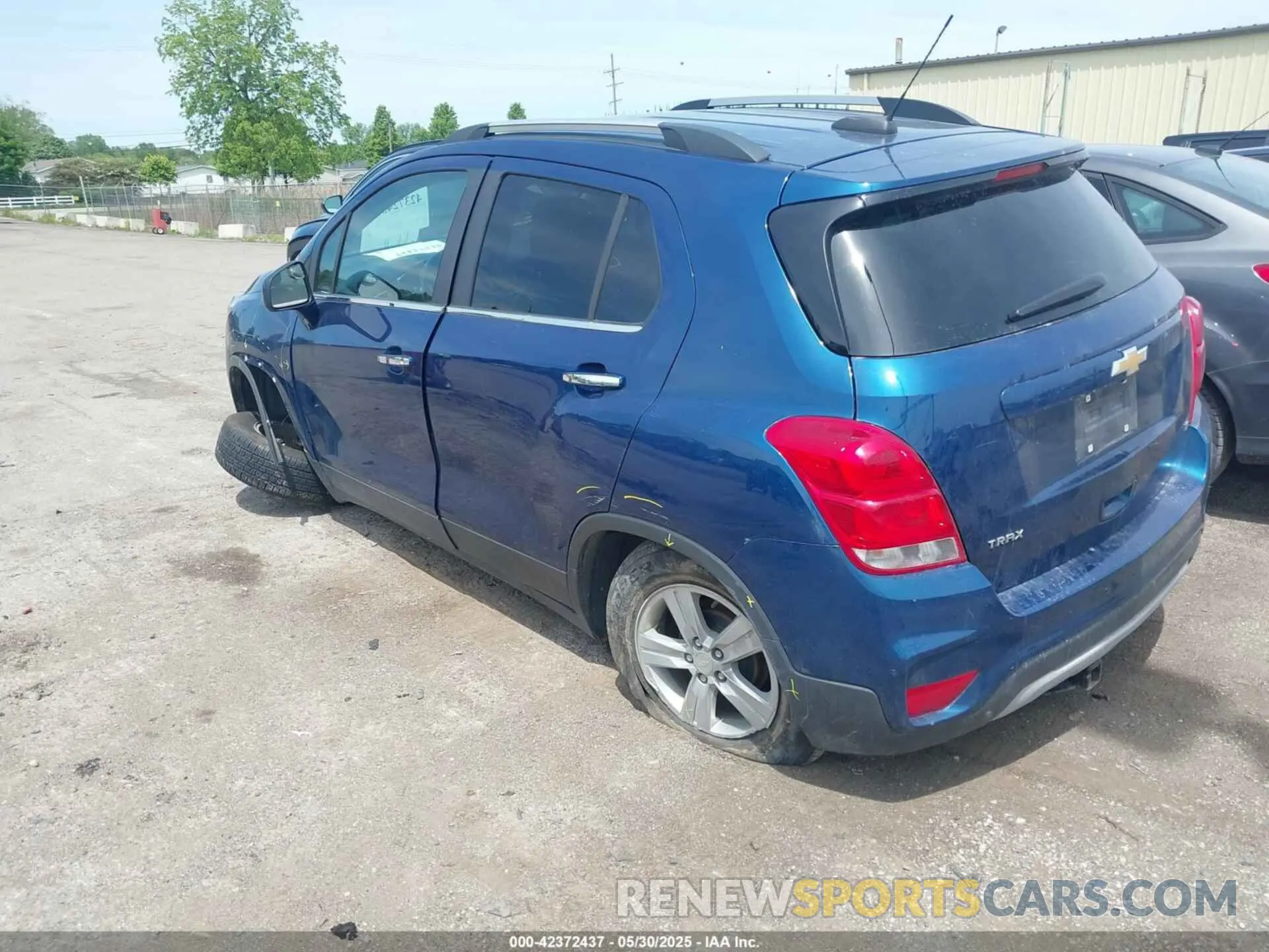 3 fotografías del automóvil dañado 3GNCJLSB7KL287599 CHEVROLET TRAX 2019
