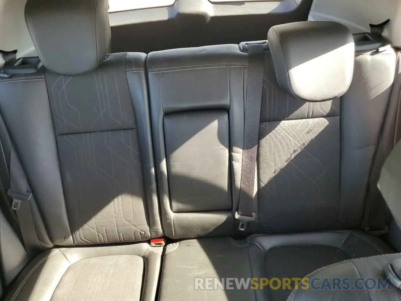 10 fotografías del automóvil dañado 3GNCJLSB8KL282542 CHEVROLET TRAX 2019