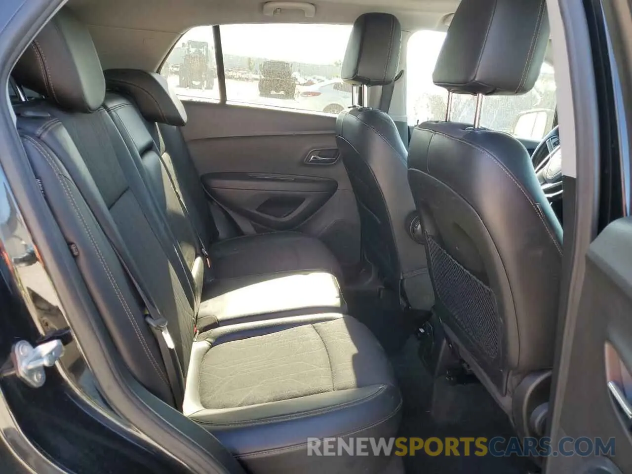 12 fotografías del automóvil dañado 3GNCJLSB8KL282542 CHEVROLET TRAX 2019