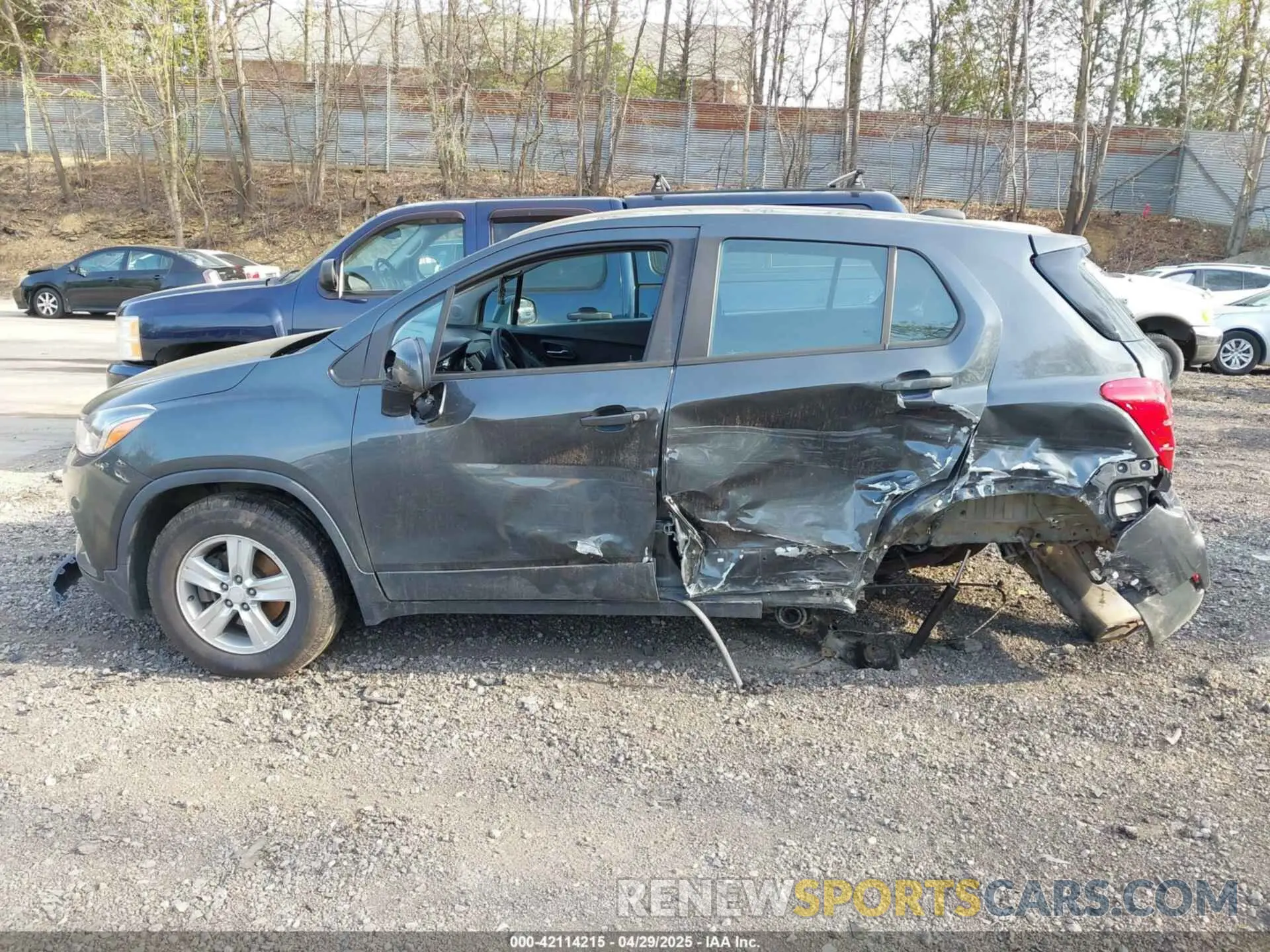 14 fotografías del automóvil dañado 3GNCJNSB2KL282967 CHEVROLET TRAX 2019