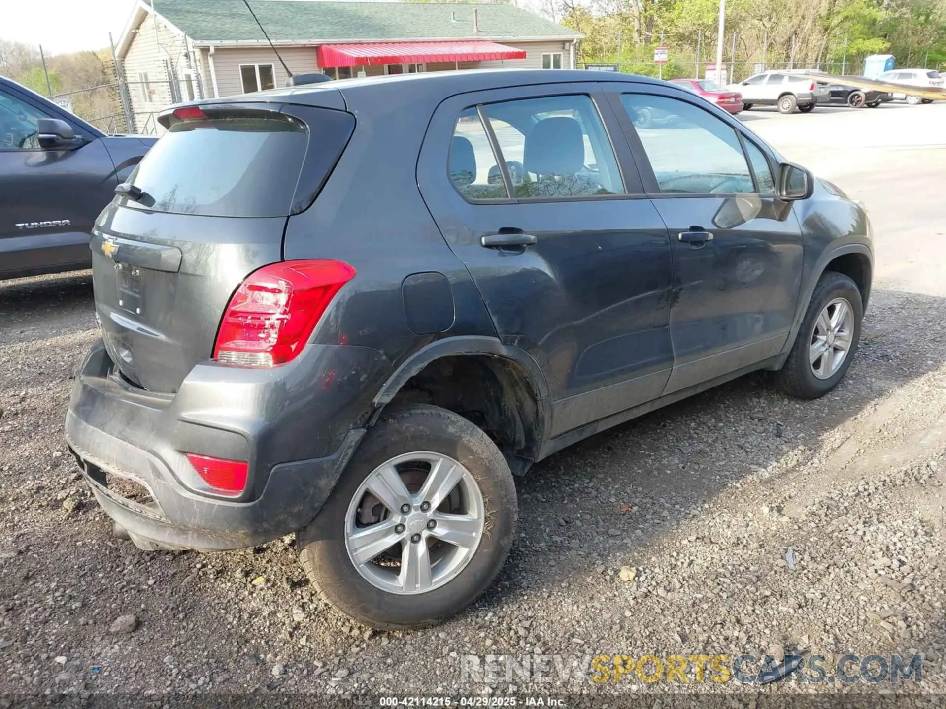4 fotografías del automóvil dañado 3GNCJNSB2KL282967 CHEVROLET TRAX 2019
