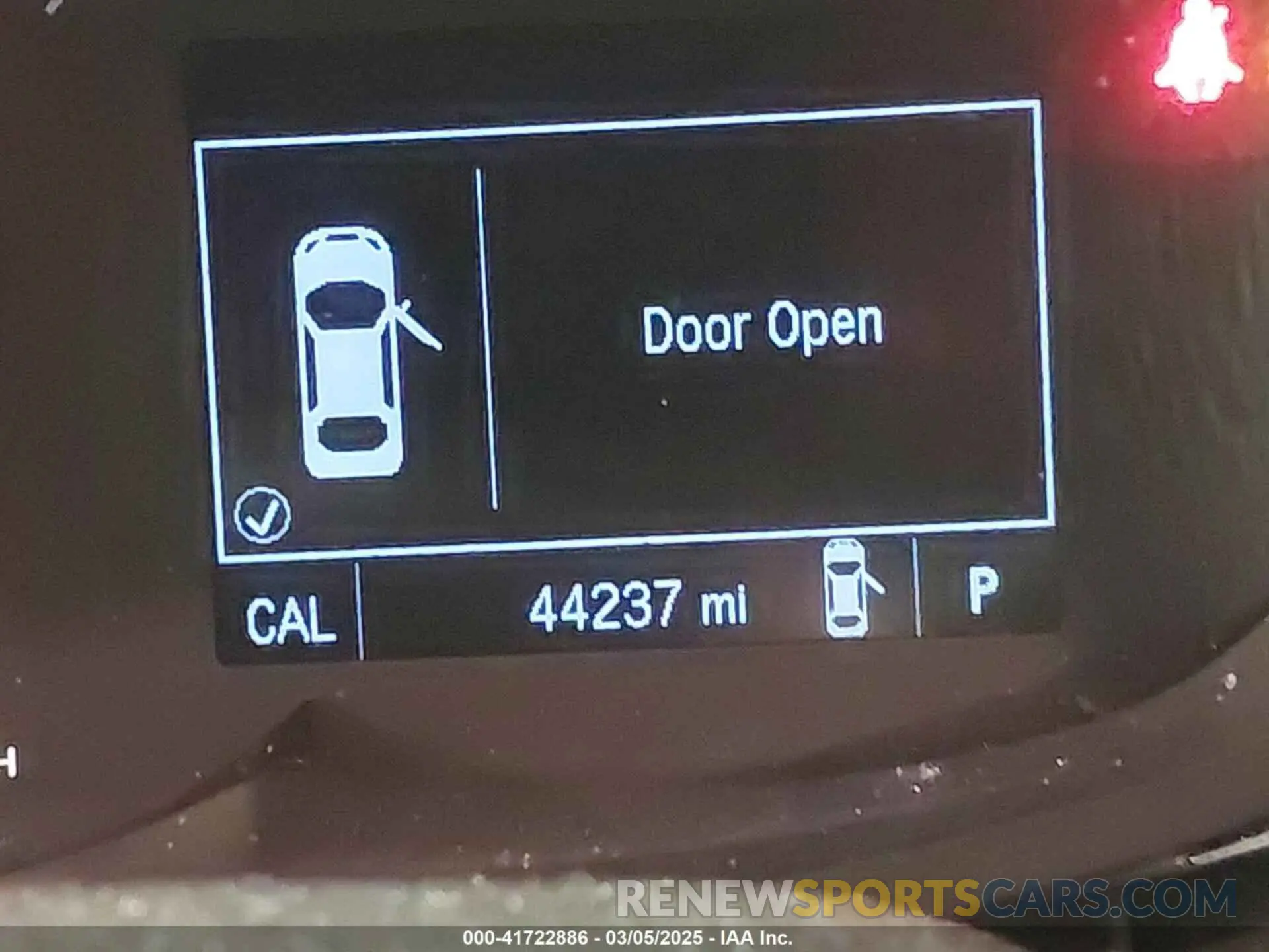 15 fotografías del automóvil dañado 3GNCJNSB3KL367347 CHEVROLET TRAX 2019