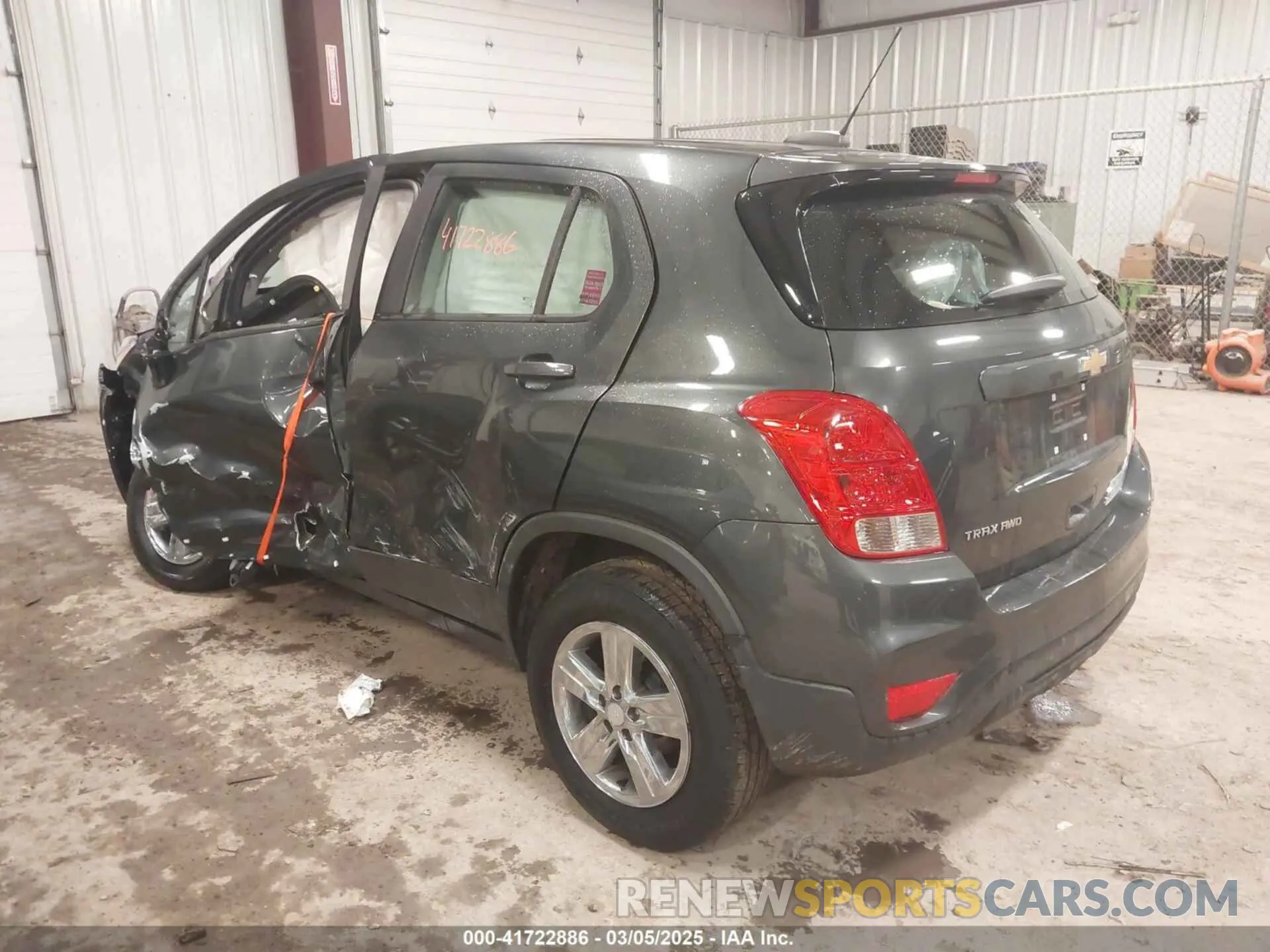 3 fotografías del automóvil dañado 3GNCJNSB3KL367347 CHEVROLET TRAX 2019