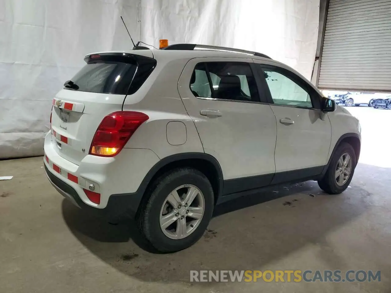 3 fotografías del automóvil dañado 3GNCJPSB0KL197413 CHEVROLET TRAX 2019