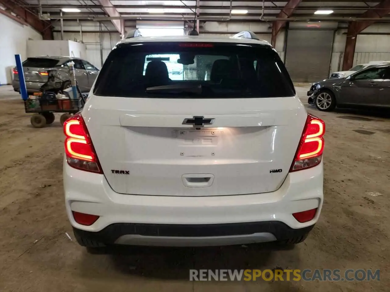 6 fotografías del automóvil dañado 3GNCJPSB0KL224187 CHEVROLET TRAX 2019