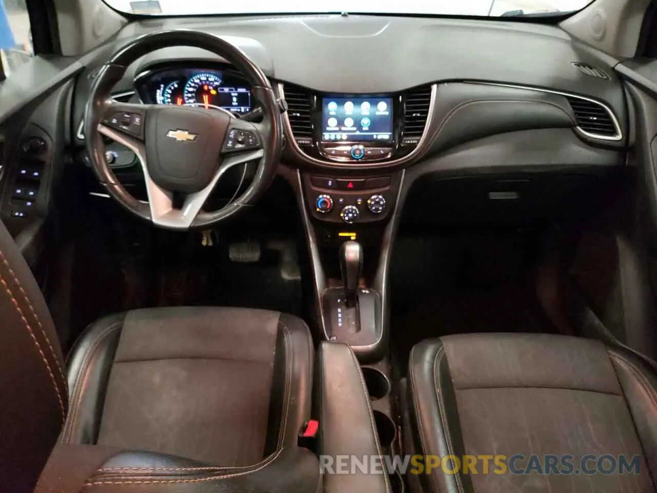 8 fotografías del automóvil dañado 3GNCJPSB0KL224187 CHEVROLET TRAX 2019