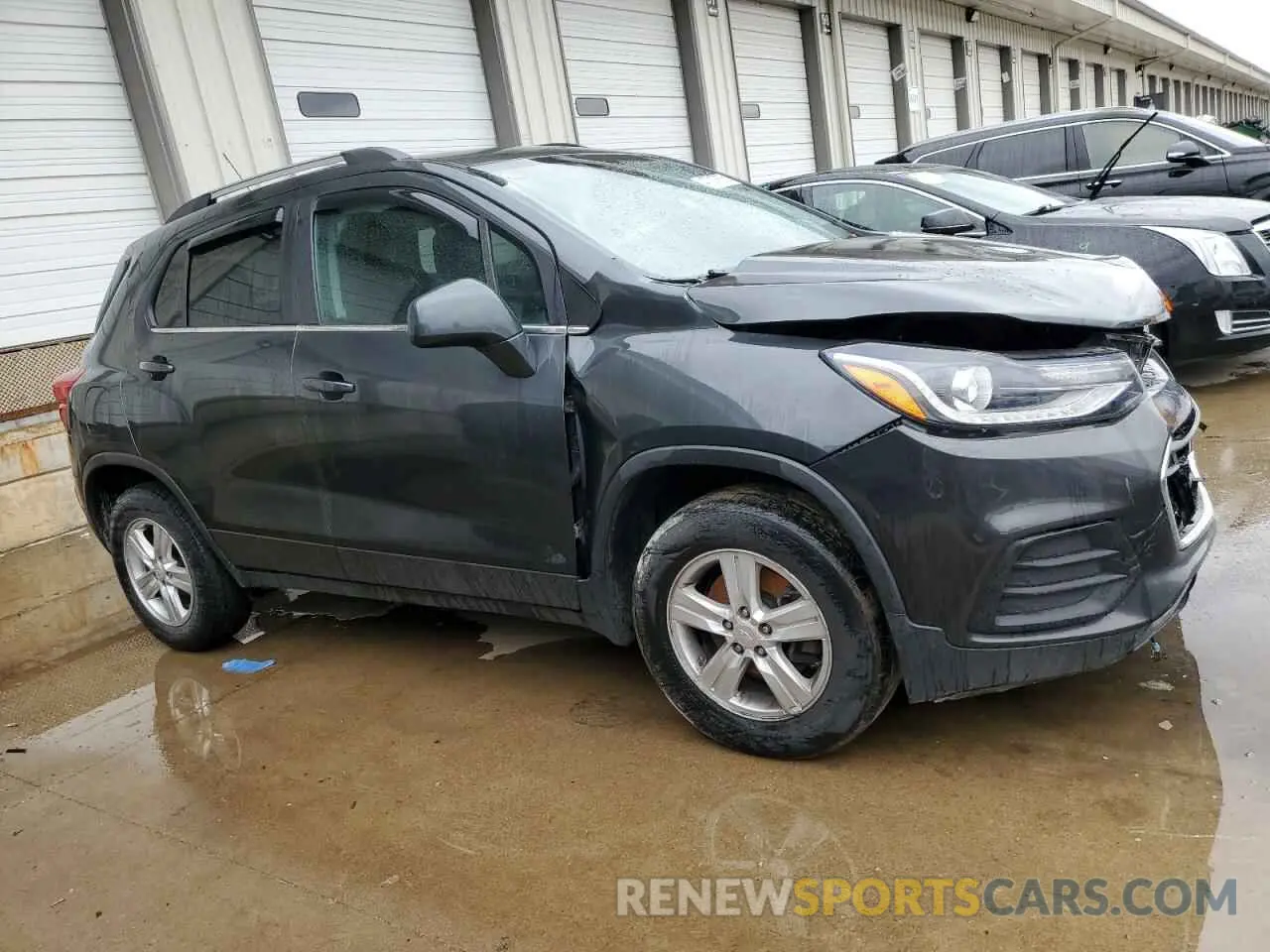 4 fotografías del automóvil dañado 3GNCJPSB4KL404224 CHEVROLET TRAX 2019