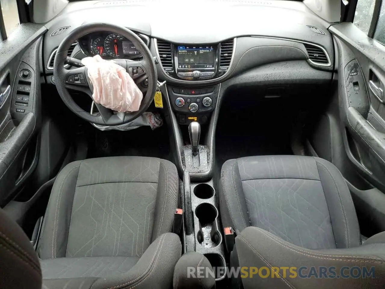 8 fotografías del automóvil dañado 3GNCJPSB4KL404224 CHEVROLET TRAX 2019