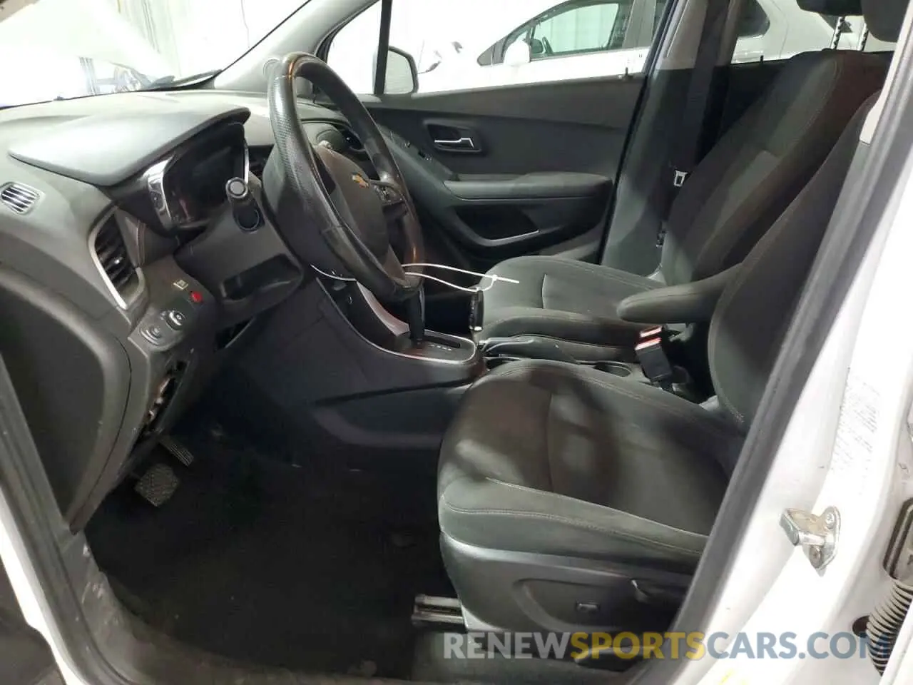 7 fotografías del automóvil dañado 3GNCJPSB7KL214594 CHEVROLET TRAX 2019