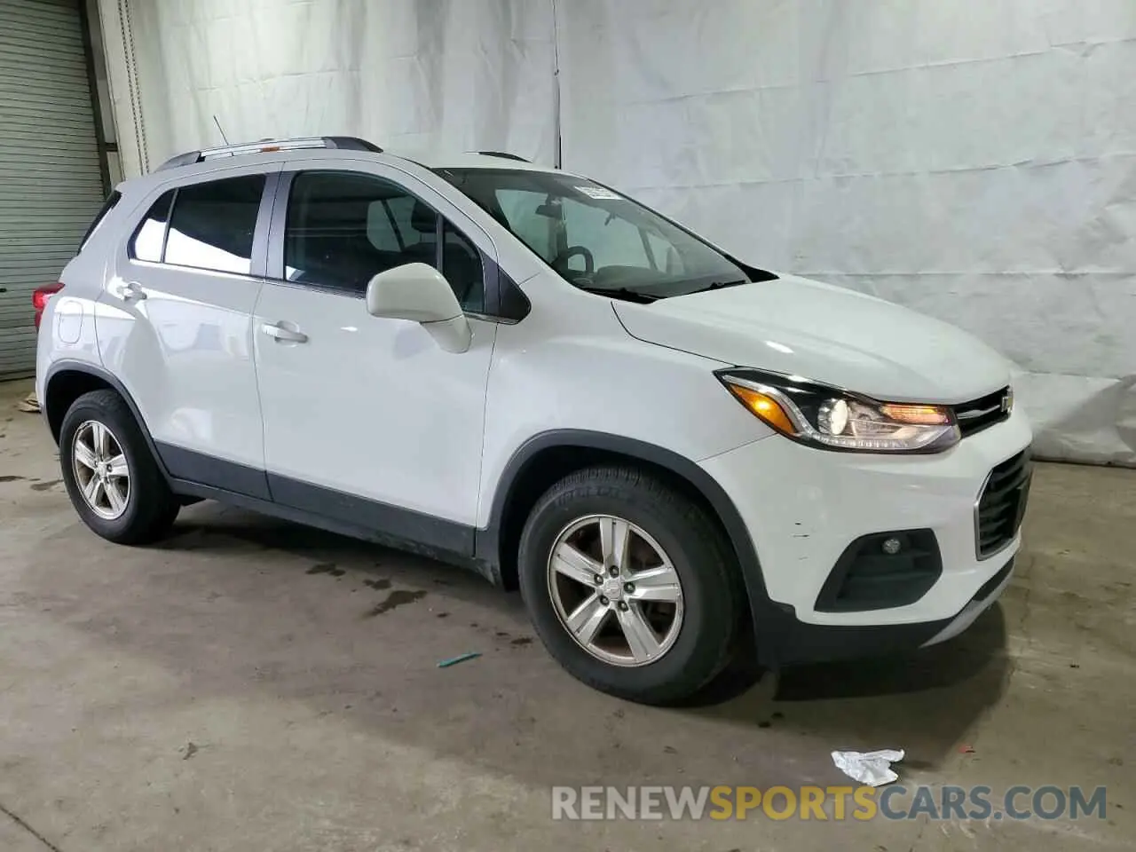 4 fotografías del automóvil dañado 3GNCJPSBXKL217117 CHEVROLET TRAX 2019