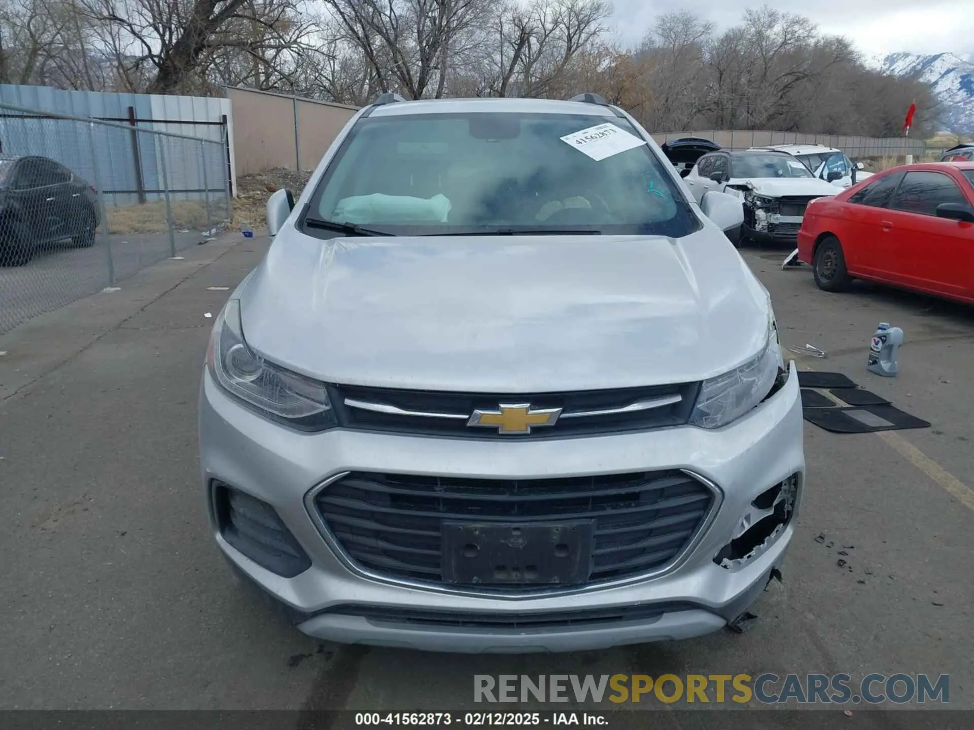 12 fotografías del automóvil dañado KL7CJLSB0KB753820 CHEVROLET TRAX 2019