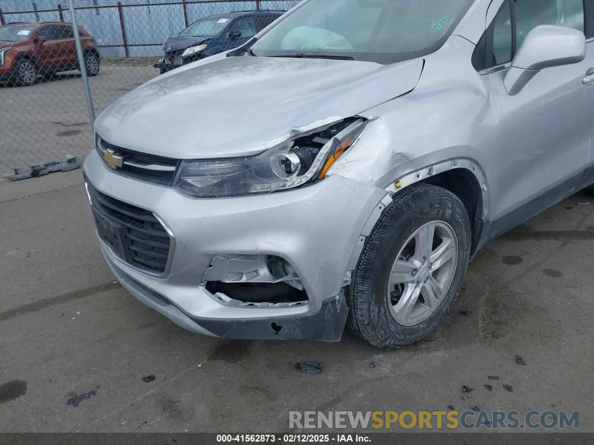 6 fotografías del automóvil dañado KL7CJLSB0KB753820 CHEVROLET TRAX 2019