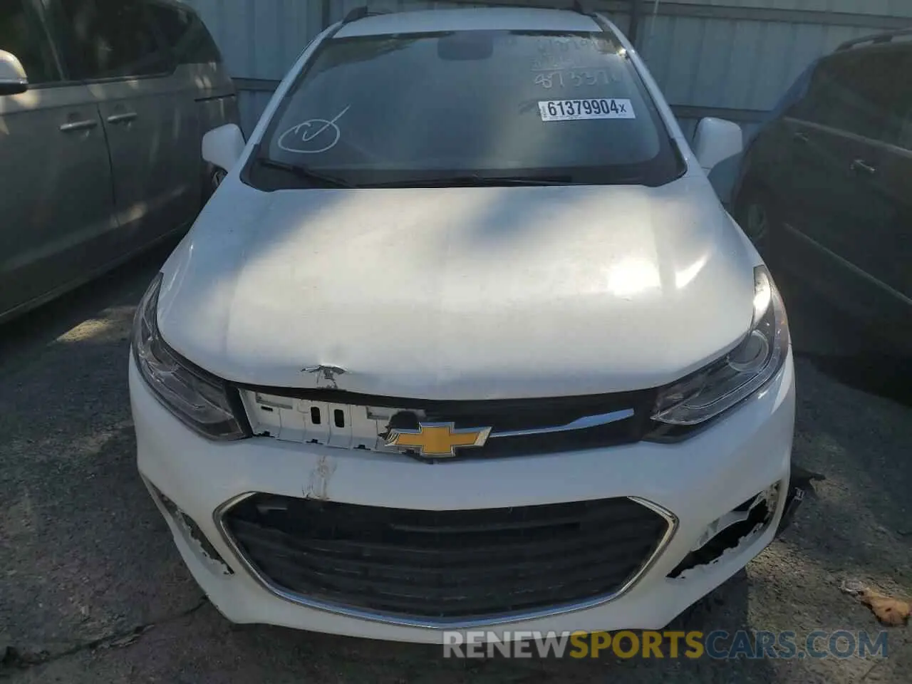 5 fotografías del automóvil dañado KL7CJLSB0KB873374 CHEVROLET TRAX 2019
