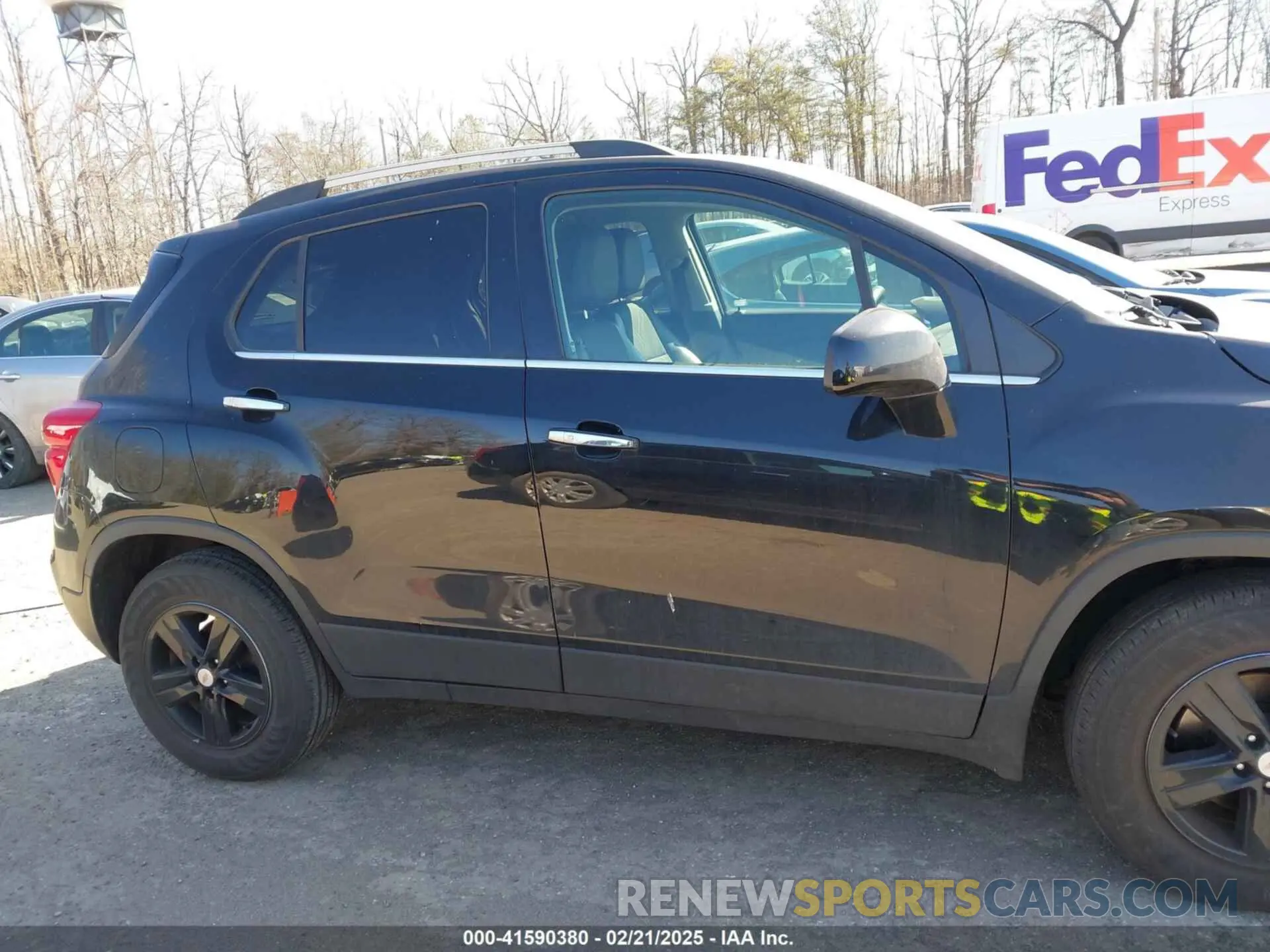14 fotografías del automóvil dañado KL7CJLSB1KB774921 CHEVROLET TRAX 2019