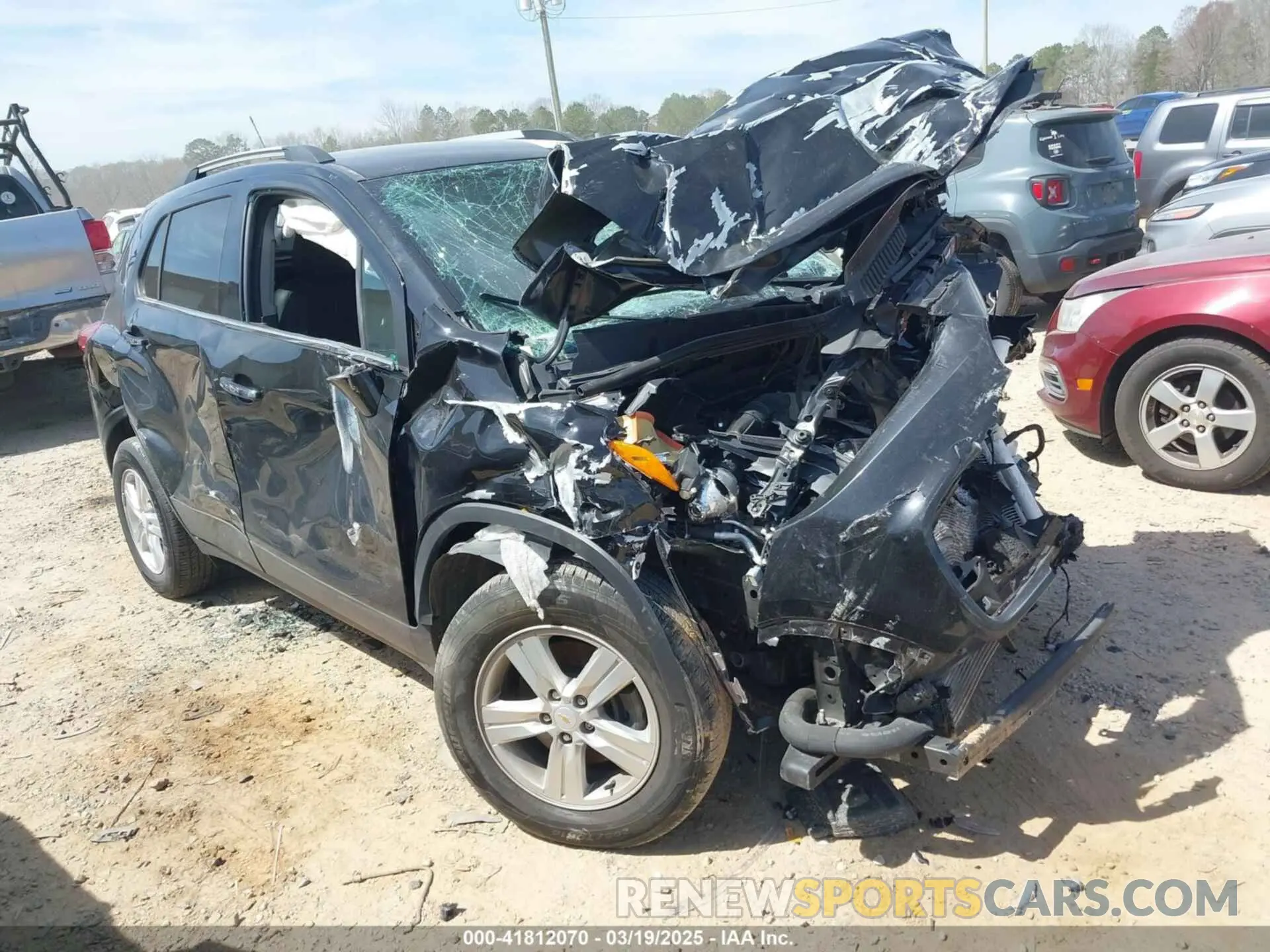 1 fotografías del automóvil dañado KL7CJLSB1KB789483 CHEVROLET TRAX 2019