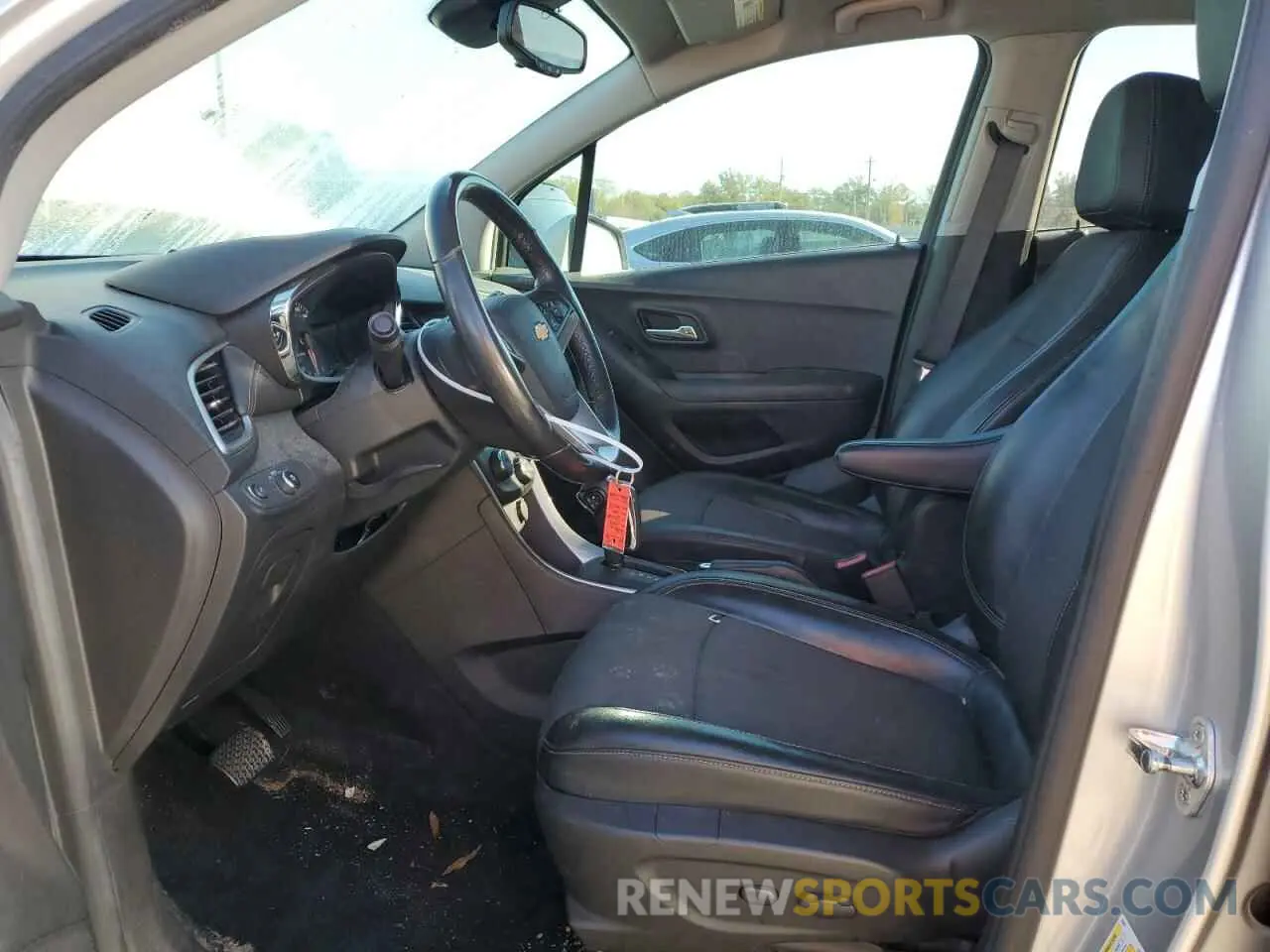 7 fotografías del automóvil dañado KL7CJLSB1KB841355 CHEVROLET TRAX 2019