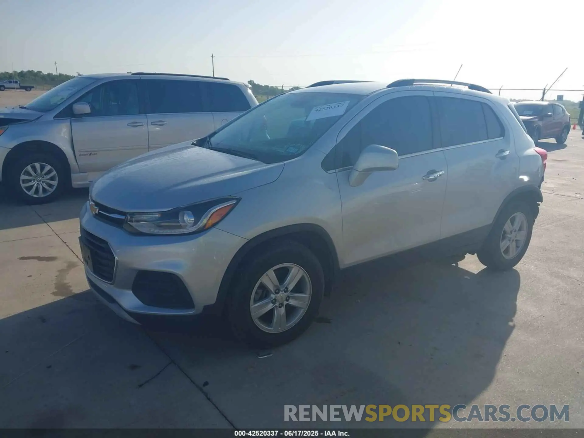 2 fotografías del automóvil dañado KL7CJLSB1KB872461 CHEVROLET TRAX 2019