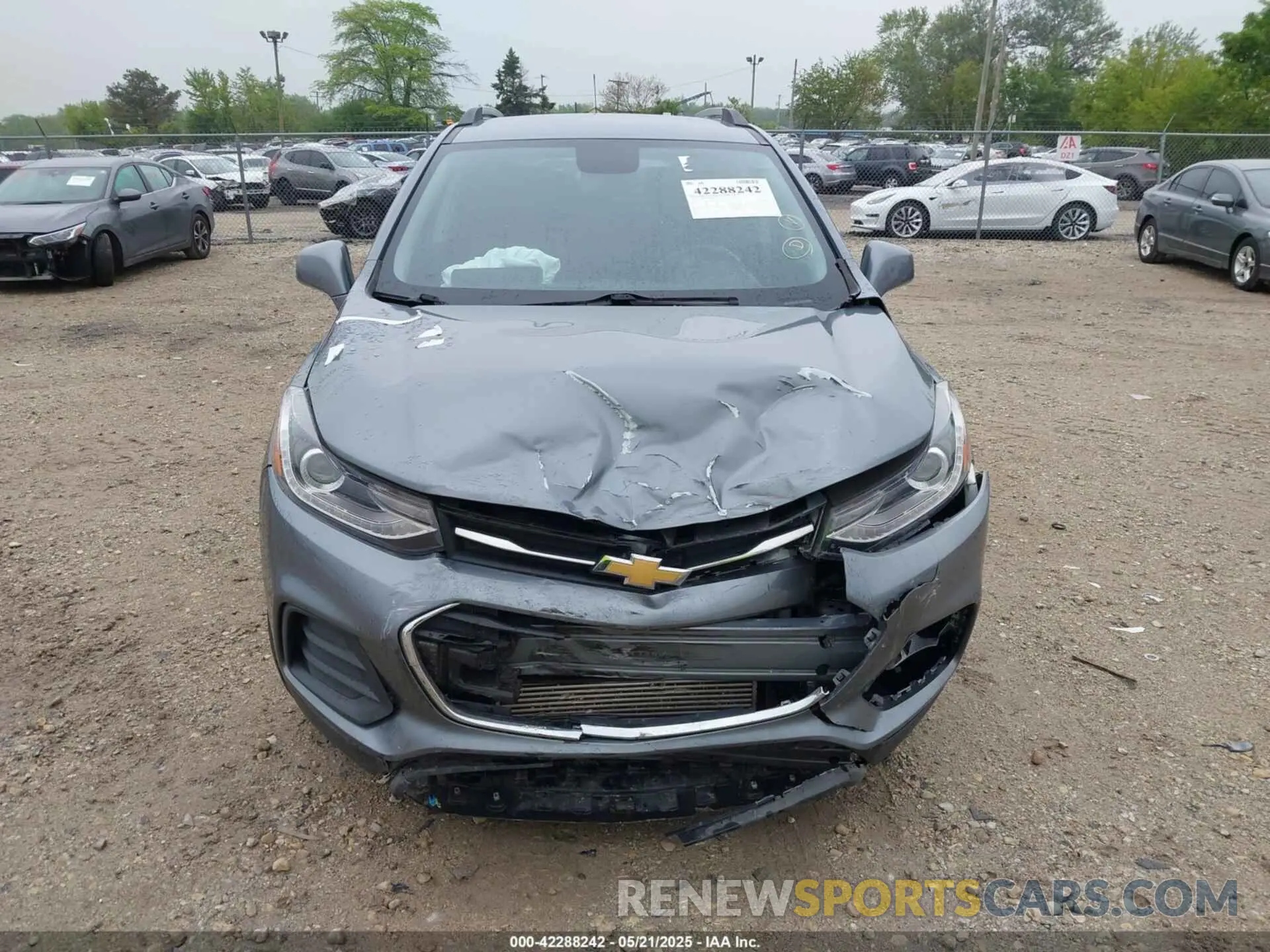 12 fotografías del automóvil dañado KL7CJLSB1KB877160 CHEVROLET TRAX 2019