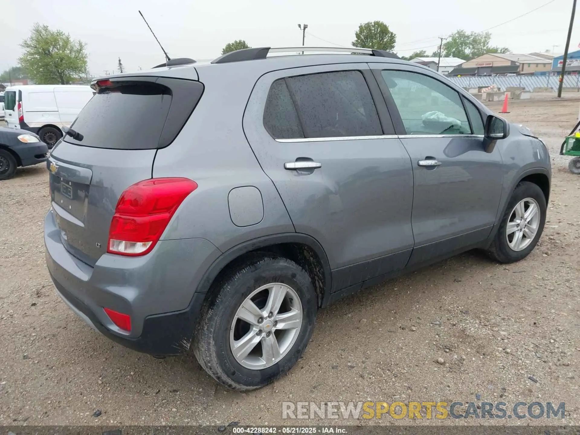 4 fotografías del automóvil dañado KL7CJLSB1KB877160 CHEVROLET TRAX 2019