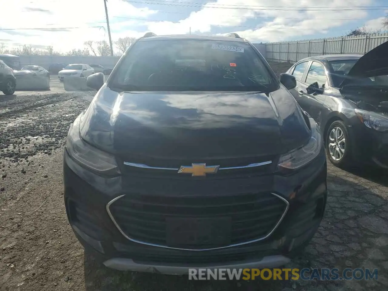 5 fotografías del automóvil dañado KL7CJLSB2KB789850 CHEVROLET TRAX 2019